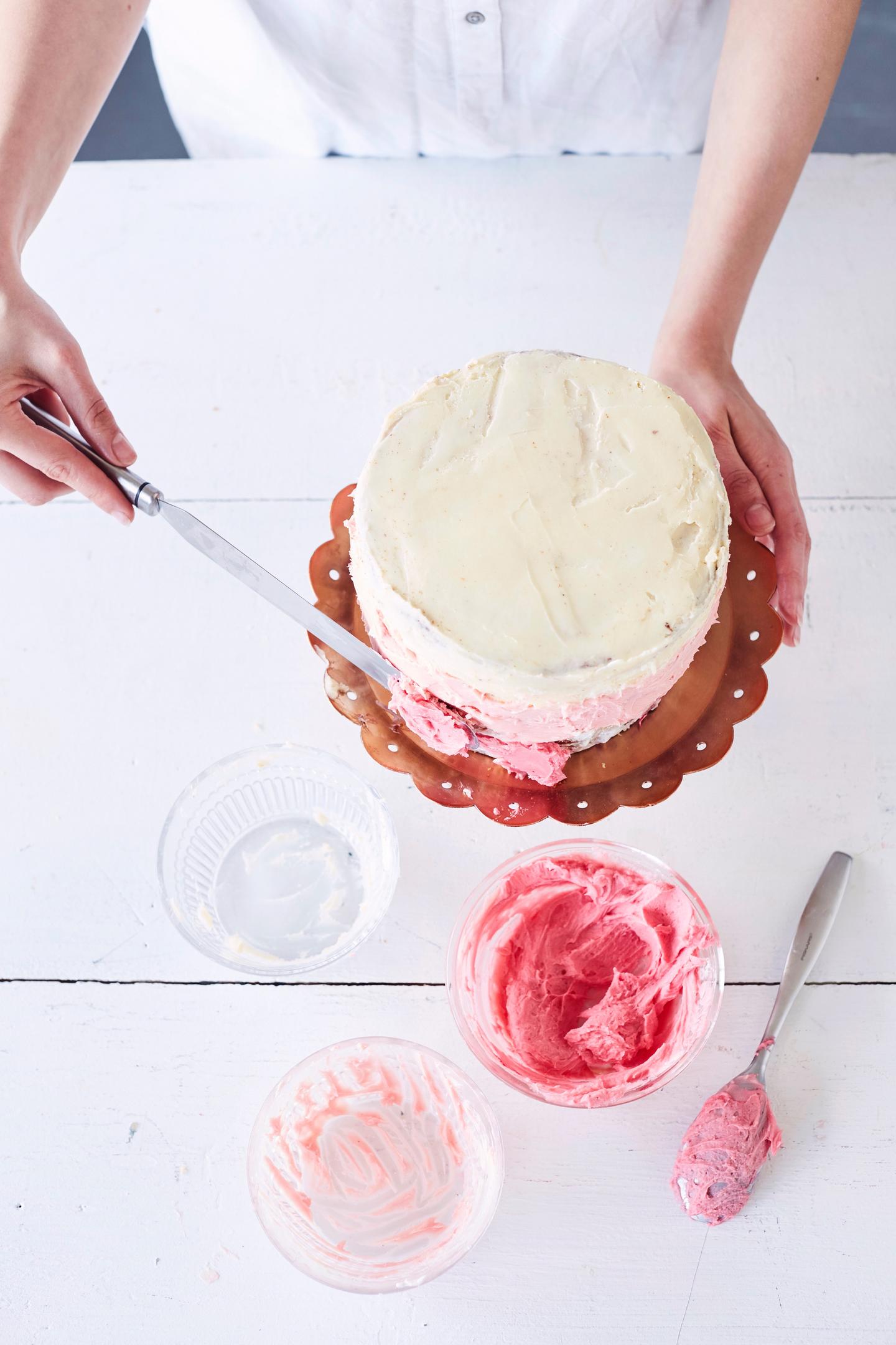Valkosuklaadrip cake katso ohje! Meillä kotona