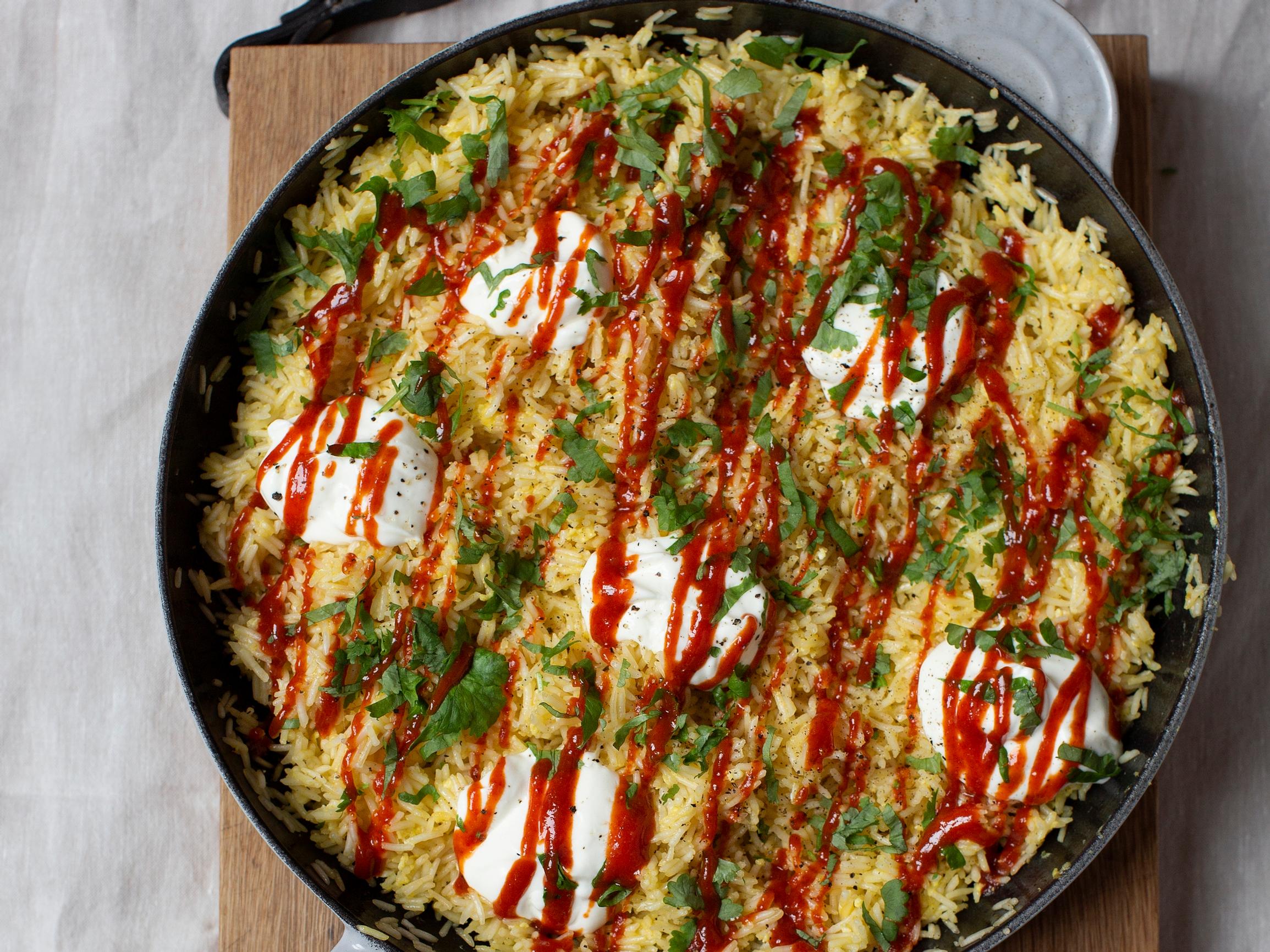 Arjen pikaherkku! Paistettu riisi yhdistää kolme Hanna Gullichsenin lempiainesta – nappaa resepti