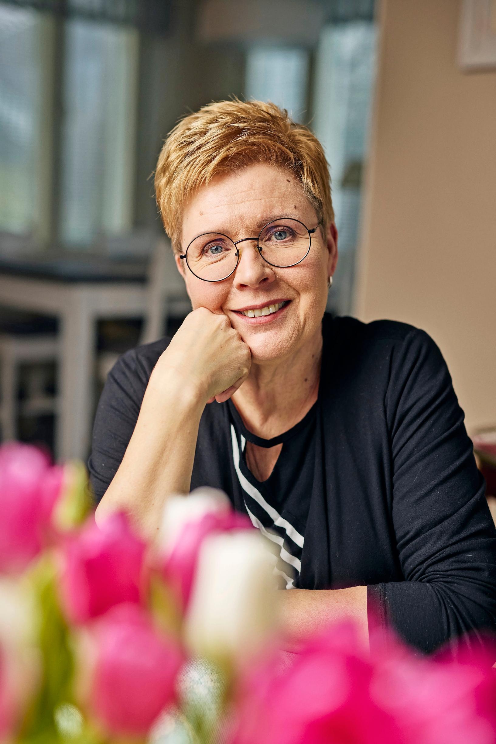 Kuva koirahieroja Minna Aschanista