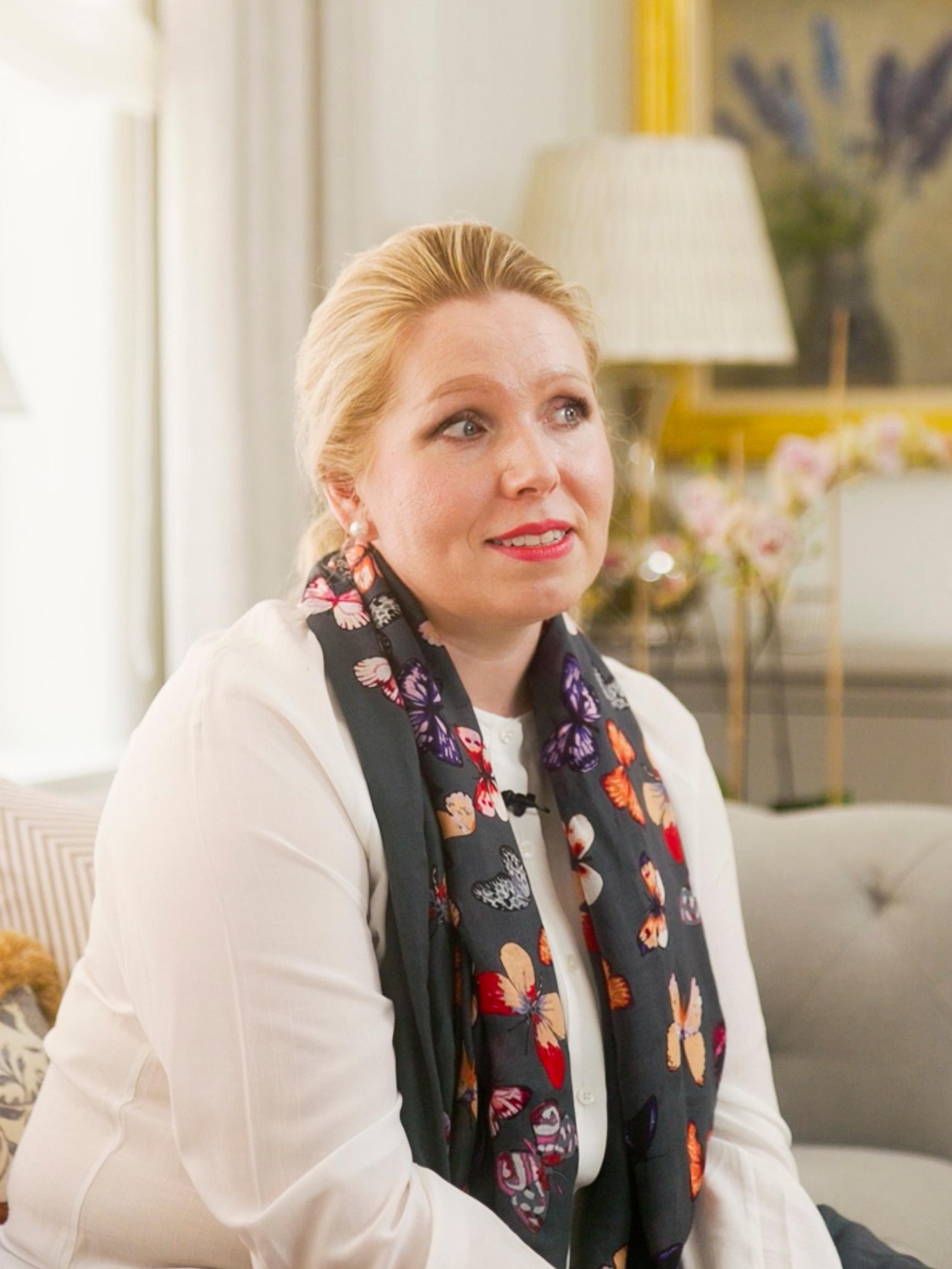 Elina Siltanen-Sjöberg & klassisen sisustustyylin oppitunti