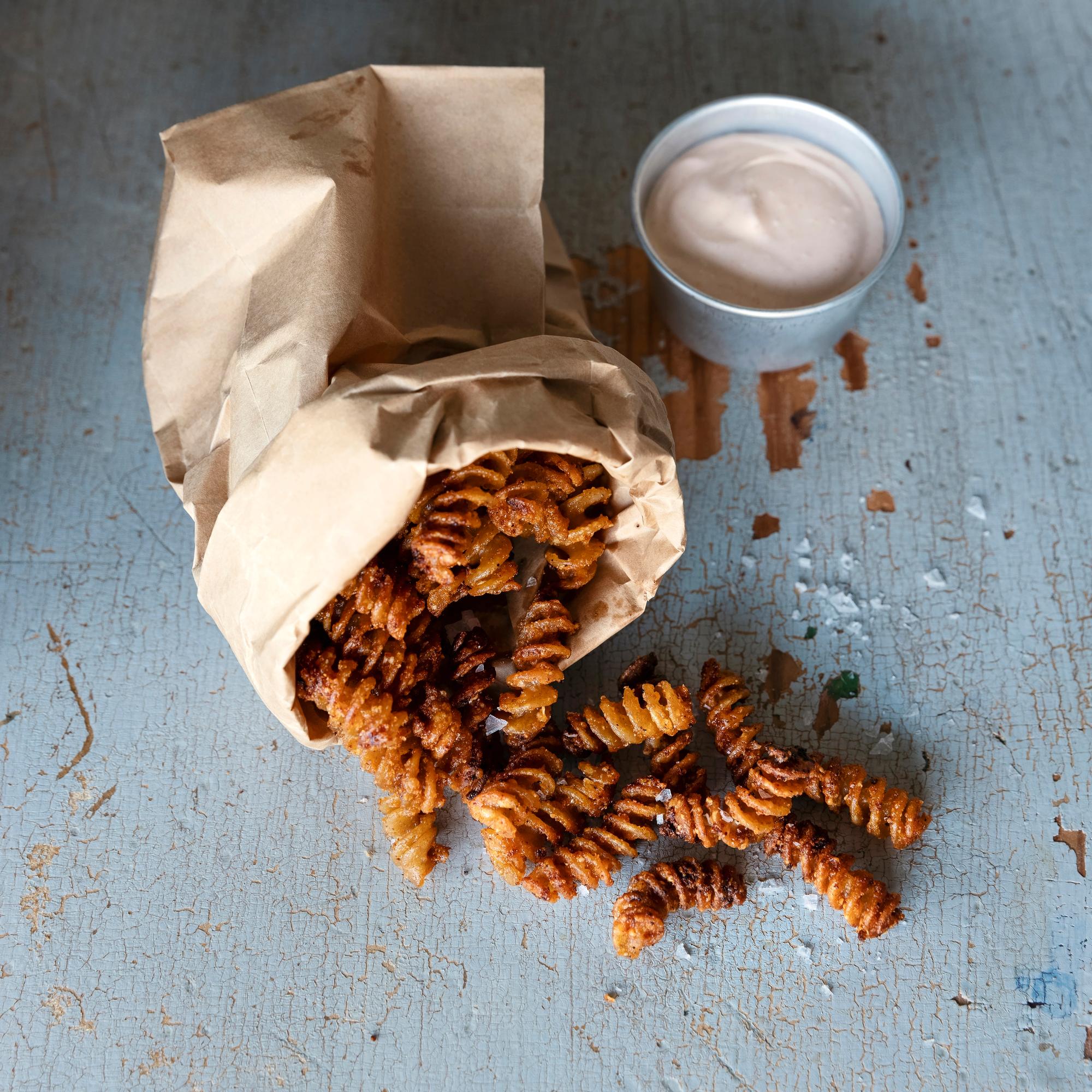Pastasipsit – loihdi lystikäs naposteluherkku ja rouskuttele menemään!