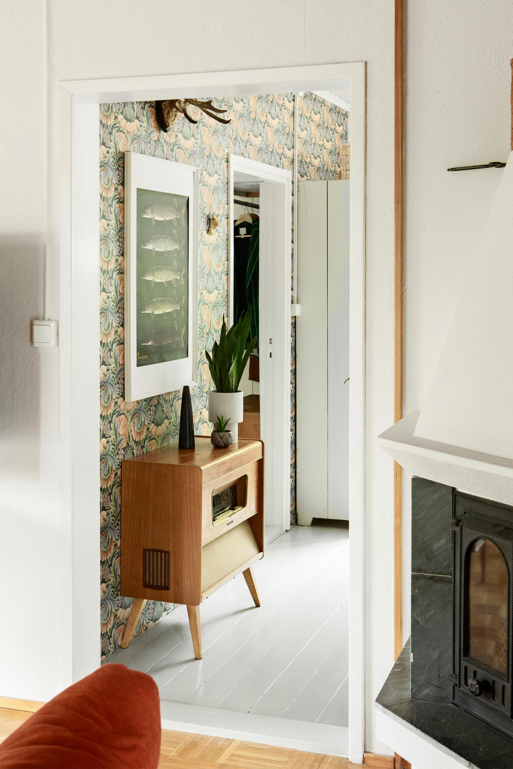 Putkiradio olohuoneessa