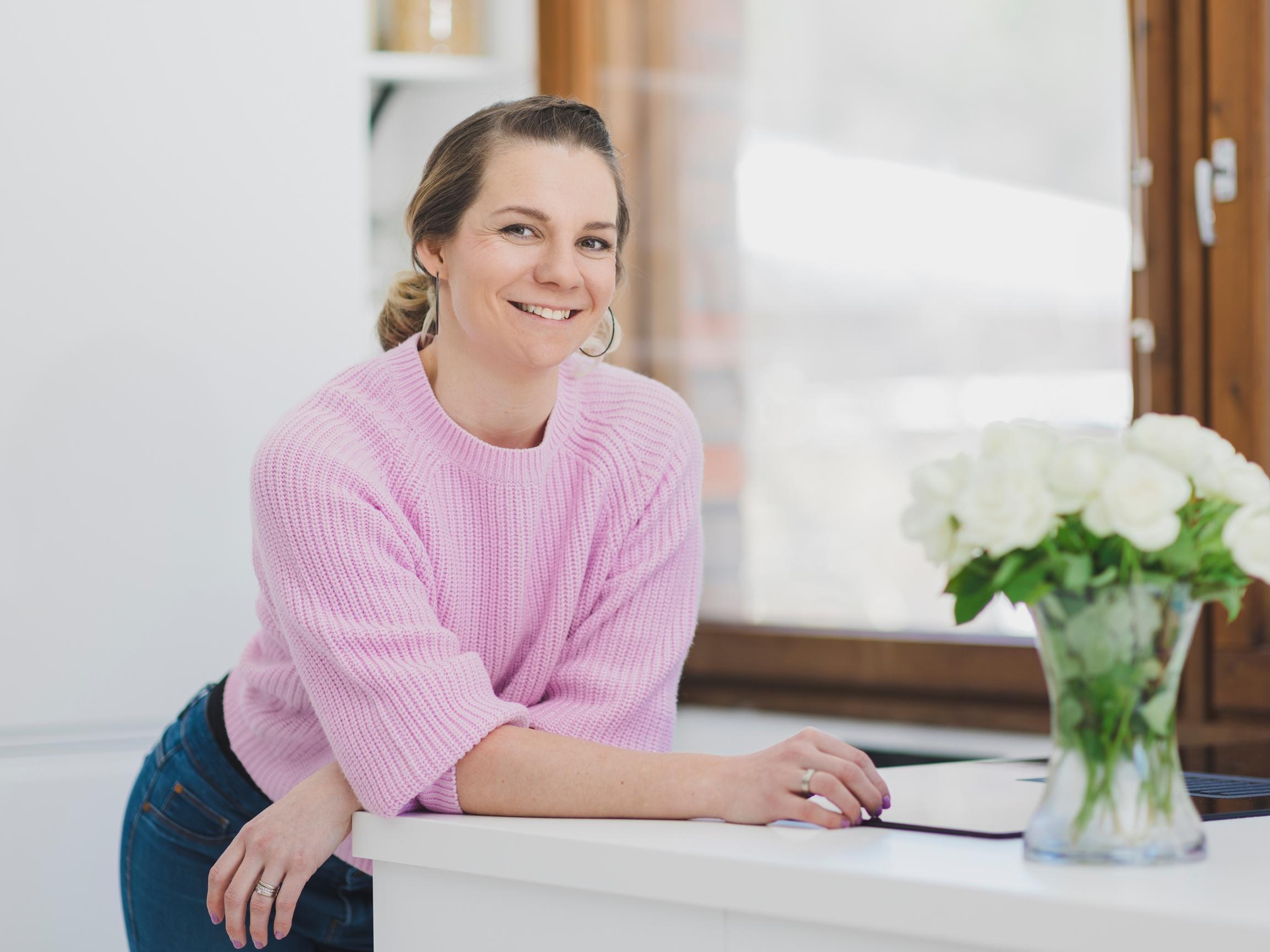 Aami Hietanen: ”Opiskelin ensimmäisen ammatin 14 kotiäitivuoden jälkeen”