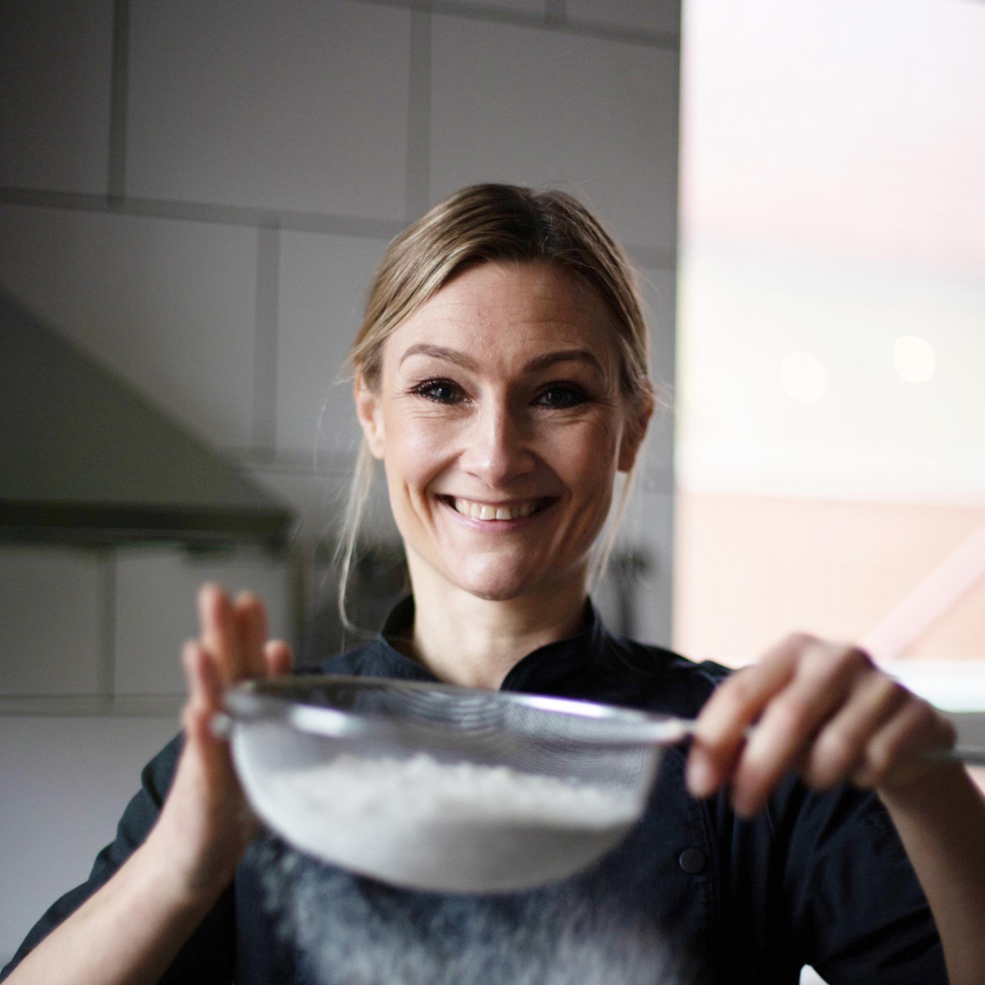 Kokki Teresa Välimäki Sohvaryhmä-podcastissa: ”Yleinen ongelma on, että keittiöissä on tosi vähän lasku- ja työskentelytilaa”