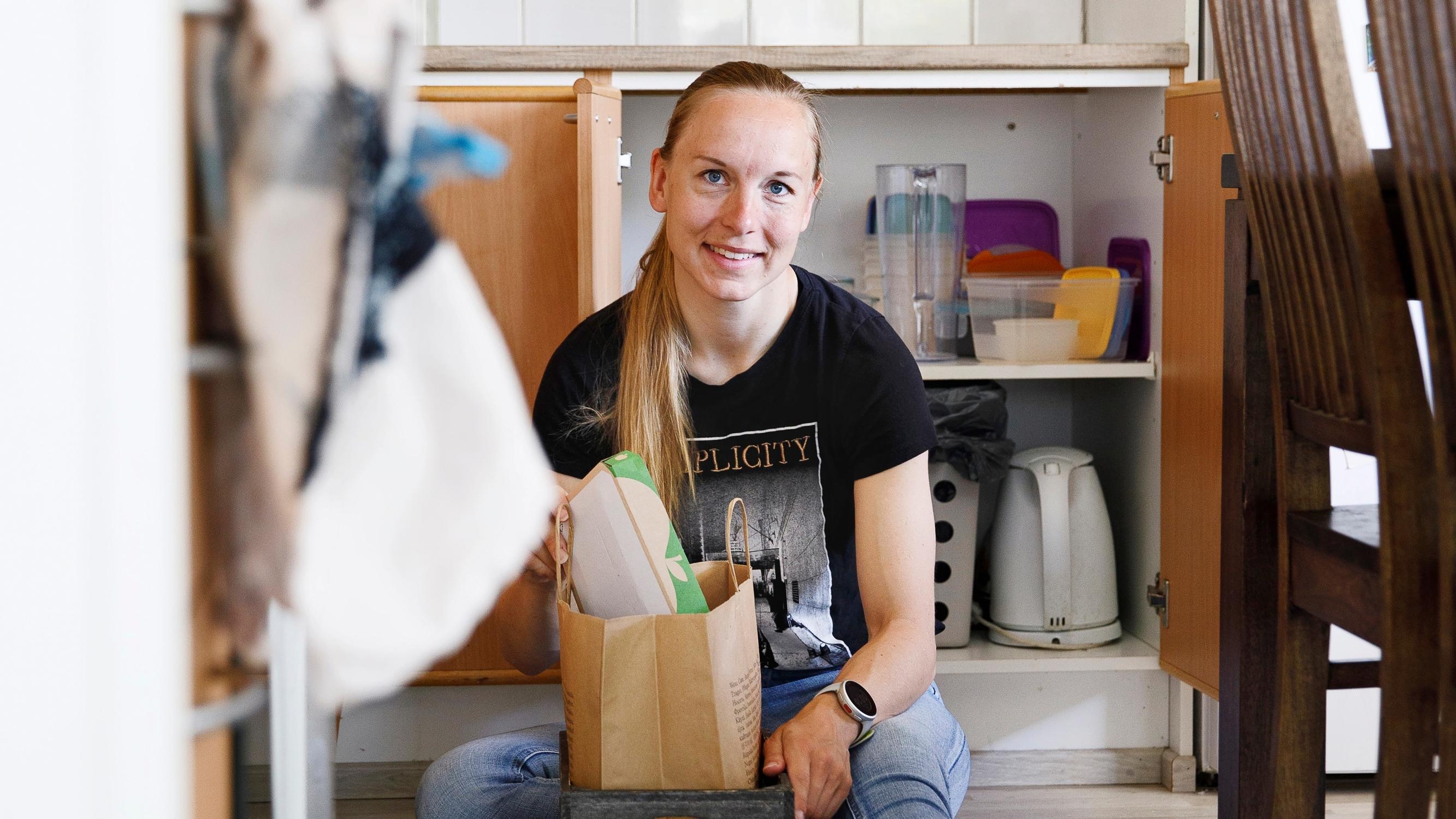”Miten jollain voi edelleen mennä biojätteet sekajätteeseen?” – Reeta teki lajittelusta arjessa niin helppoa, ettei se jää