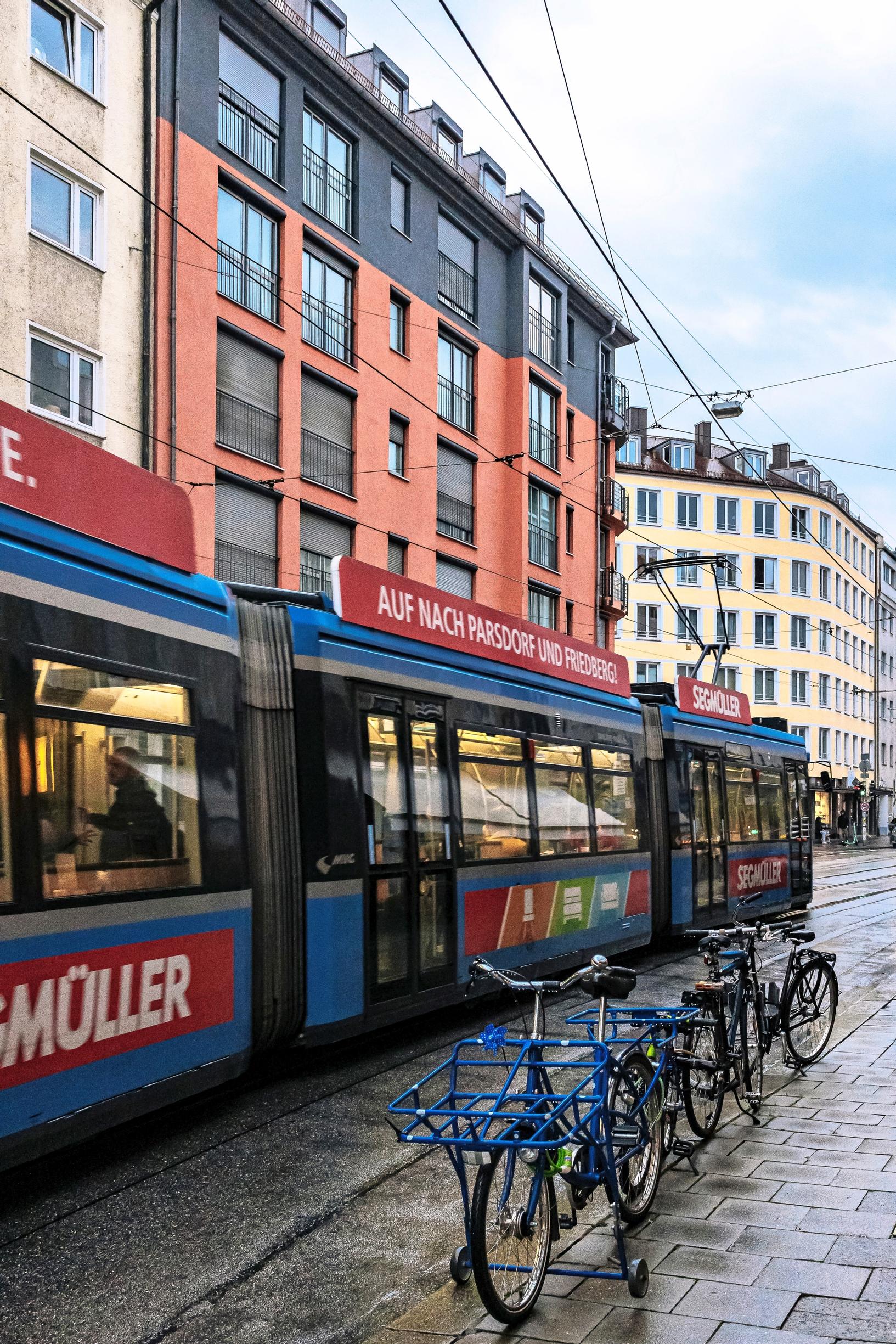 Ratikka kotikadulla