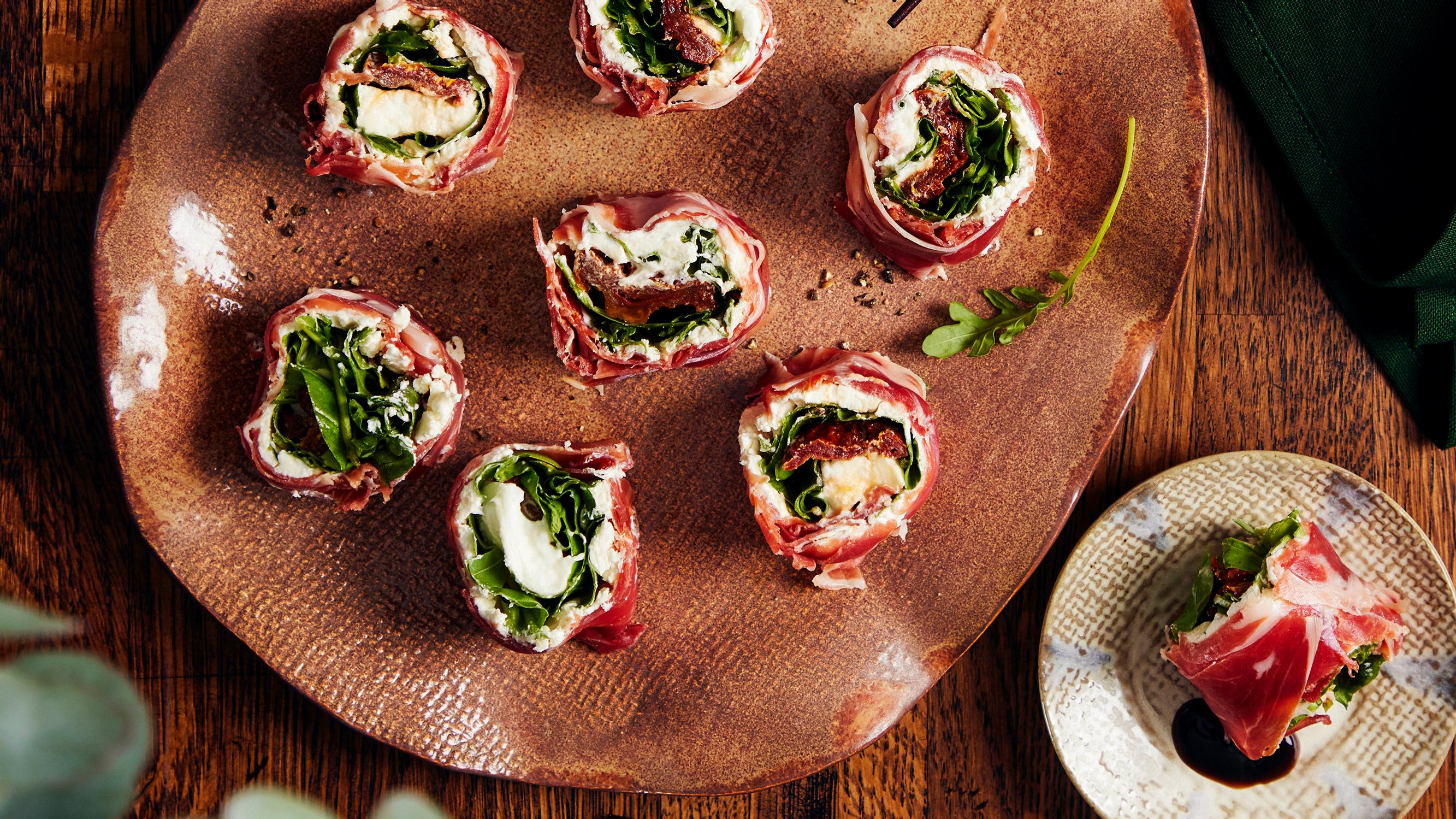 Italialaiset sushit – illanistujaisten hauska naposteluherkku syntyy vartissa