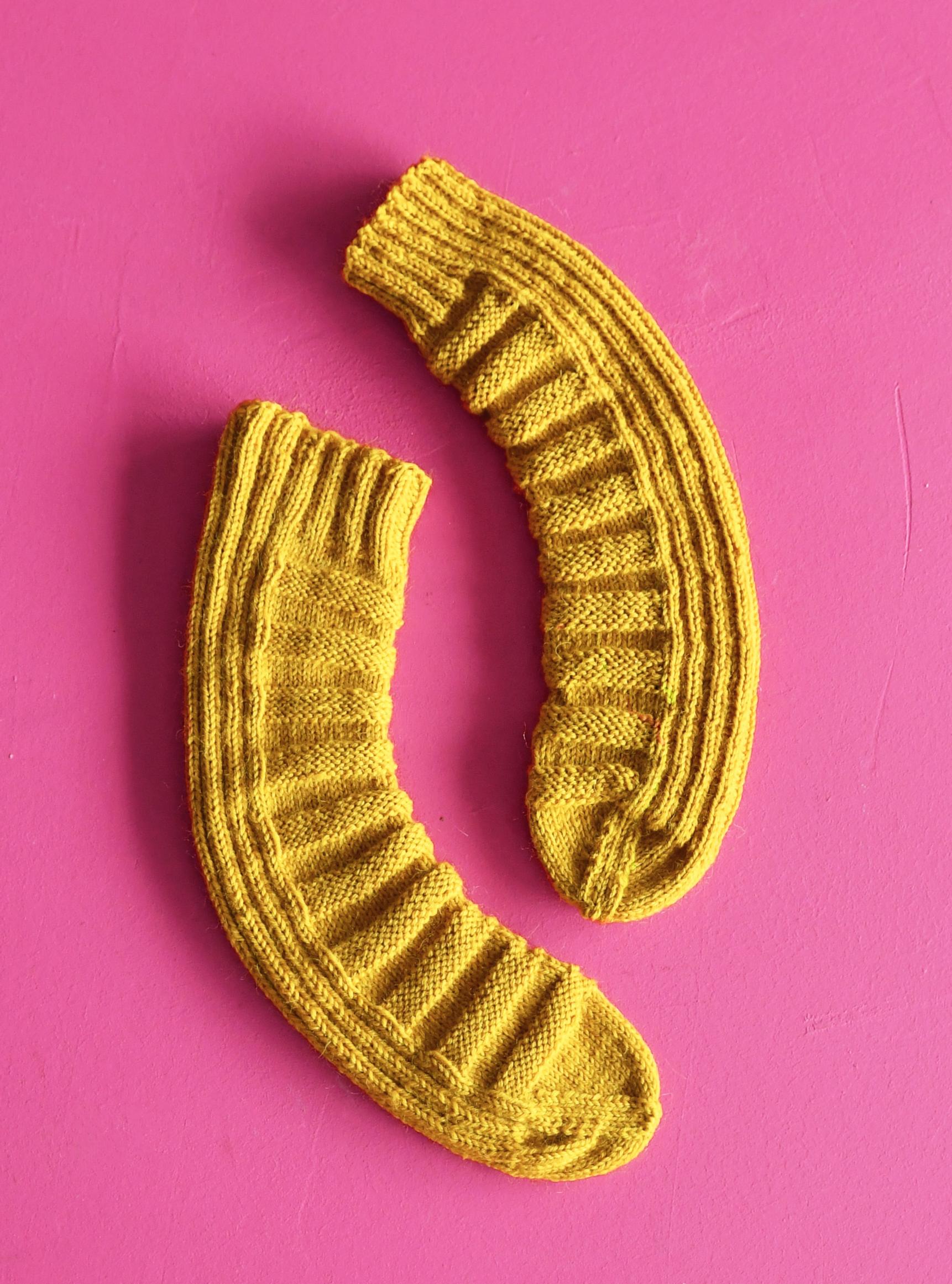 Keltaiset banaanisukat