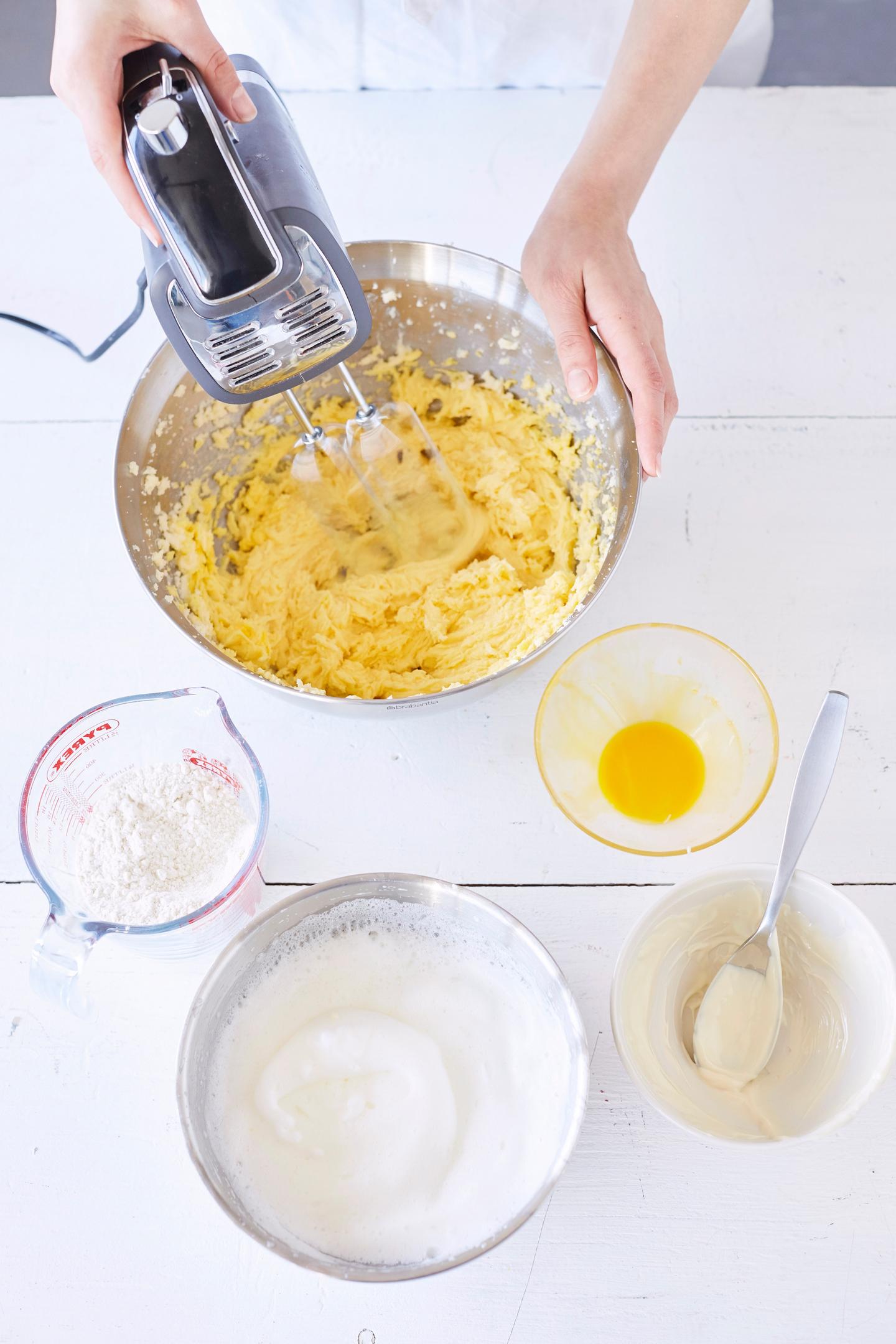 Valkosuklaadrip cake katso ohje! Meillä kotona