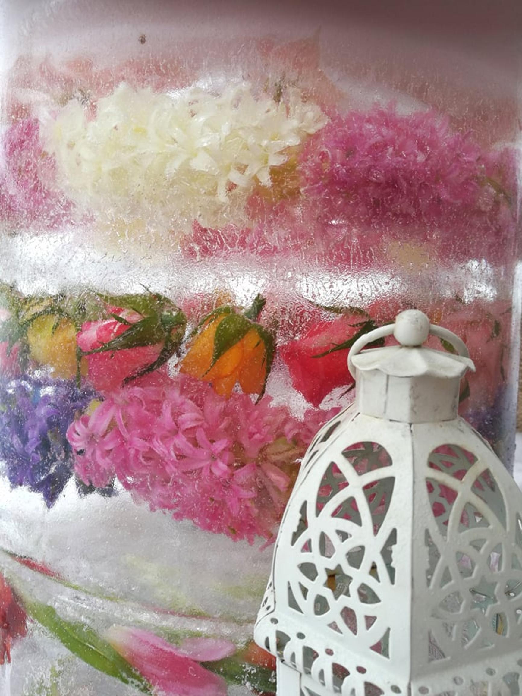 Kerrosjäälyhdyn koristeet 