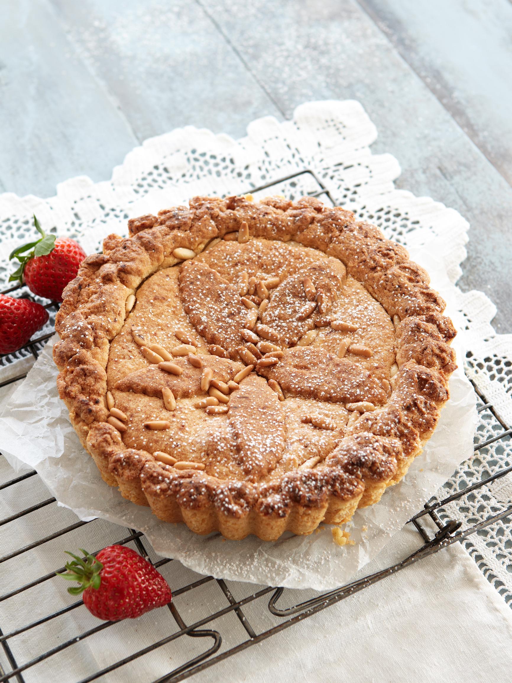 Torta della Nonna – Sikke Sumari hemmottelee vieraitaan toscanalaisella sitruunatortulla 