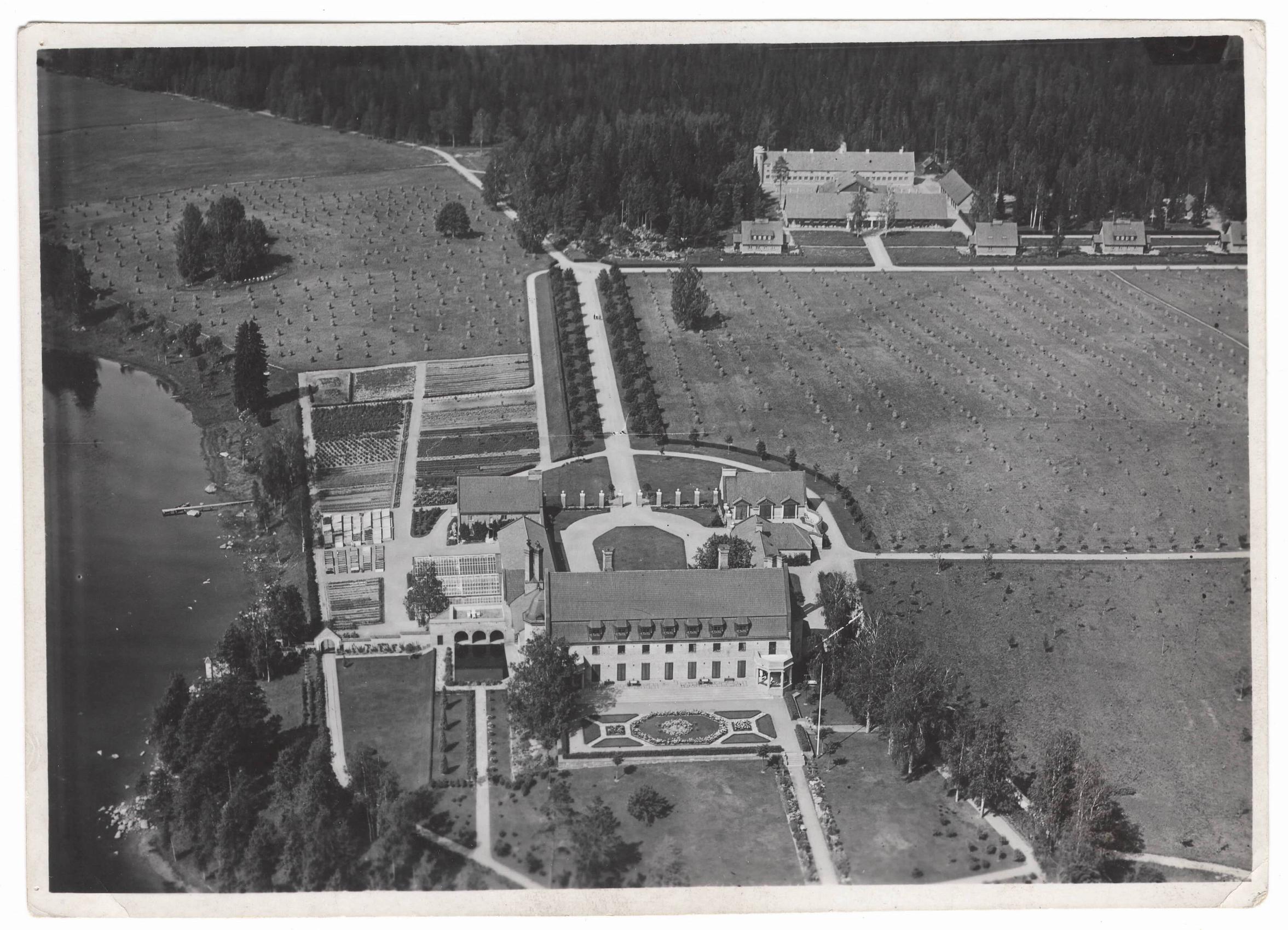 Ilmakuva Vanajanlinnasta 1940-luvulta