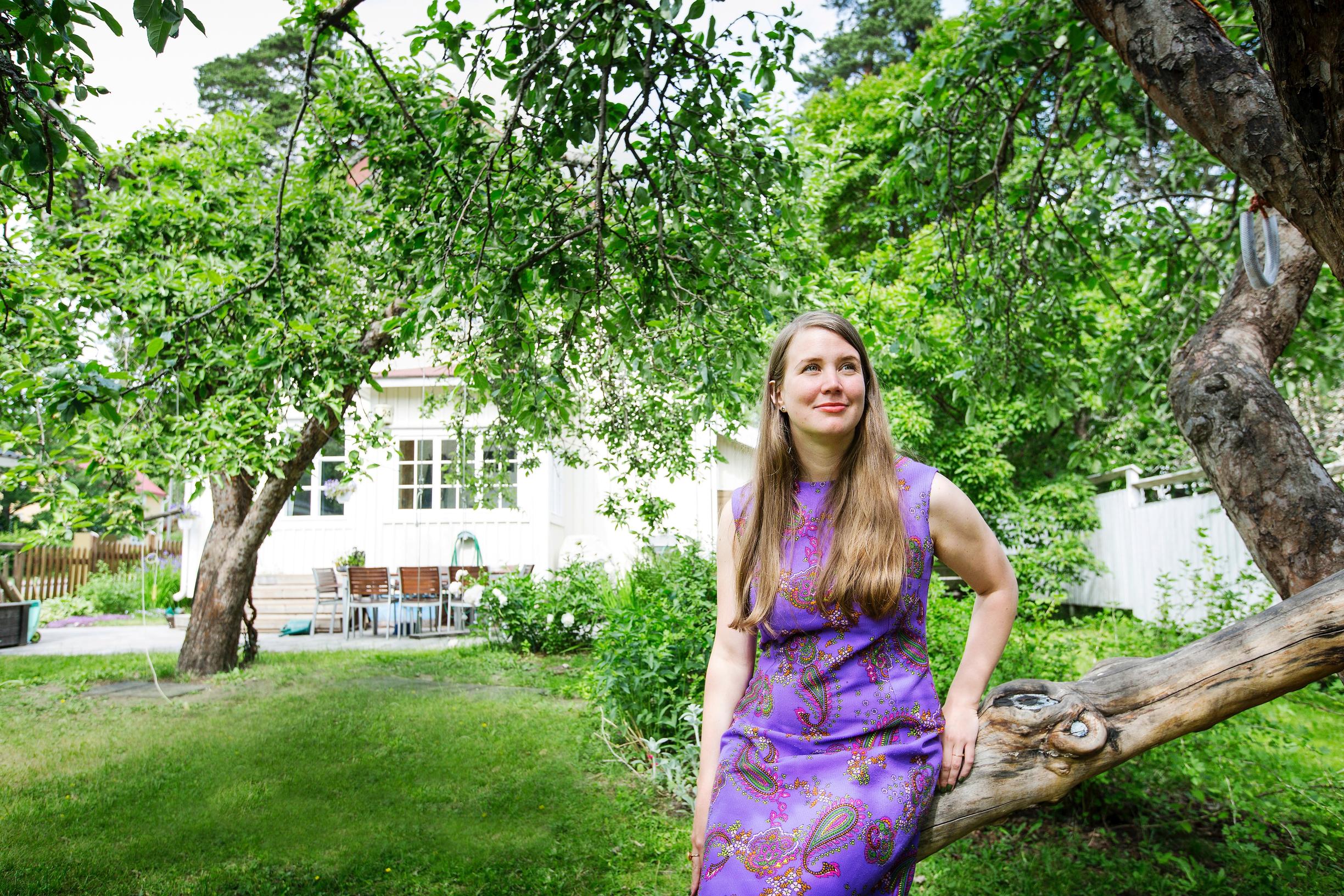 Kun lapsuudenkoti myytiin, Jenna kävi läpi raskaan raivausurakan – ”Ongelmia syntyy, jos menetystä ei saa kunnolla surra”