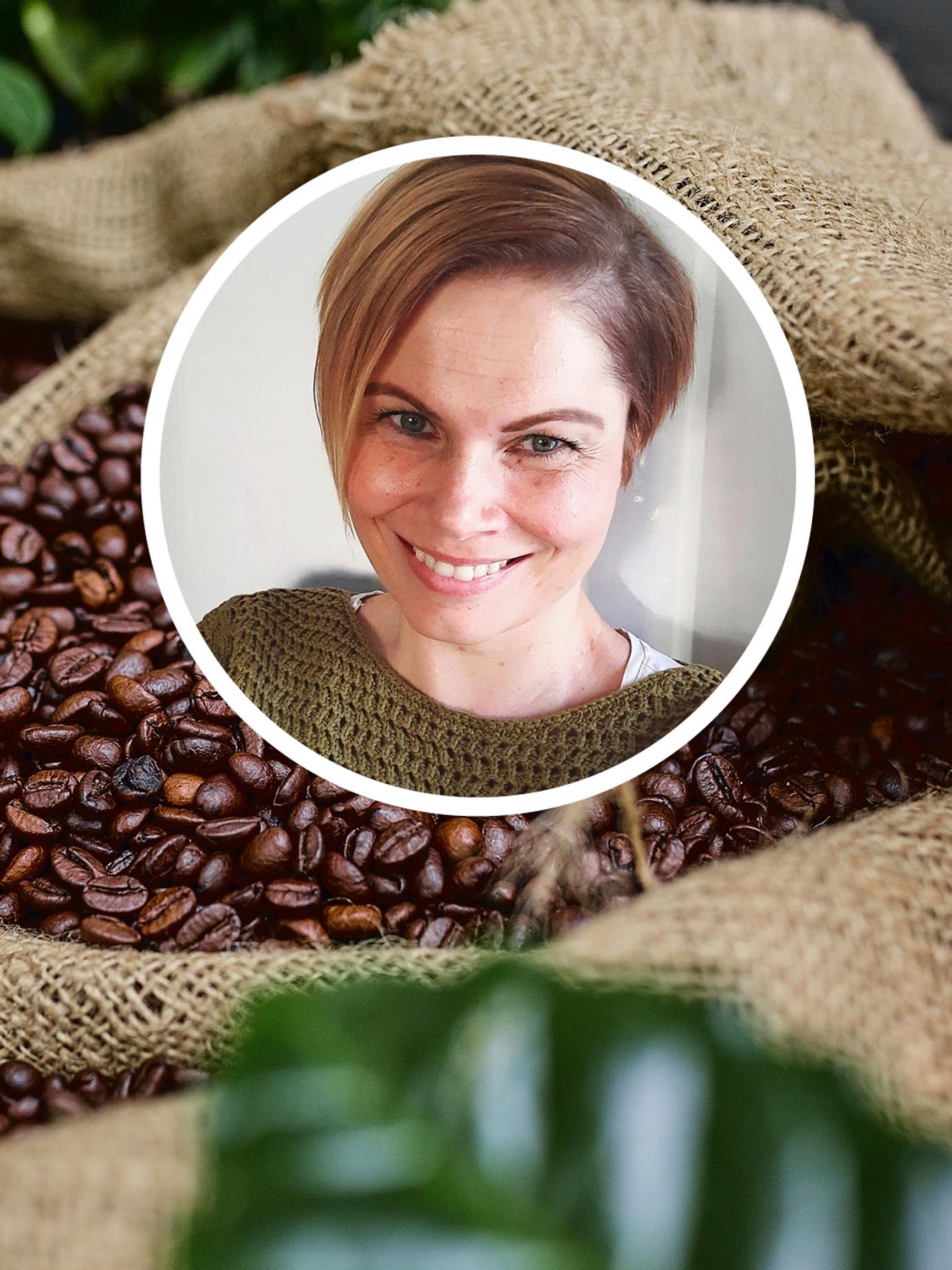 Laskeeko kahvin hinta pian? Erikoistutkija Hanna Karikallio ei usko parin euron kahvipakettien paluuseen