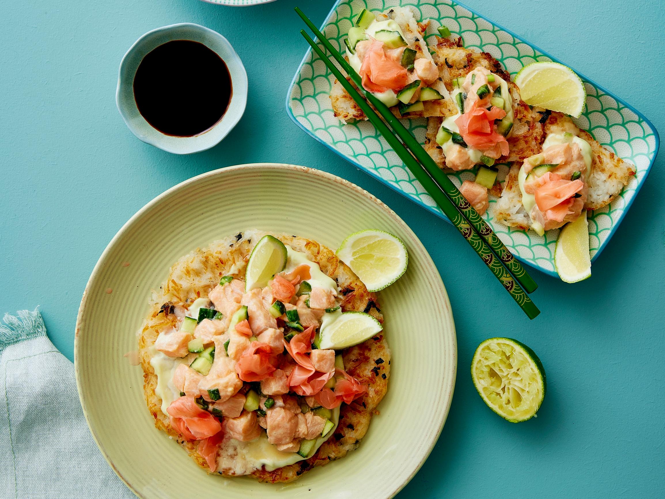 Sushivohveli tehdään keitetystä riisistä vohveliraudalla – rapea herkku saa päälleen sushista tutut täytteet