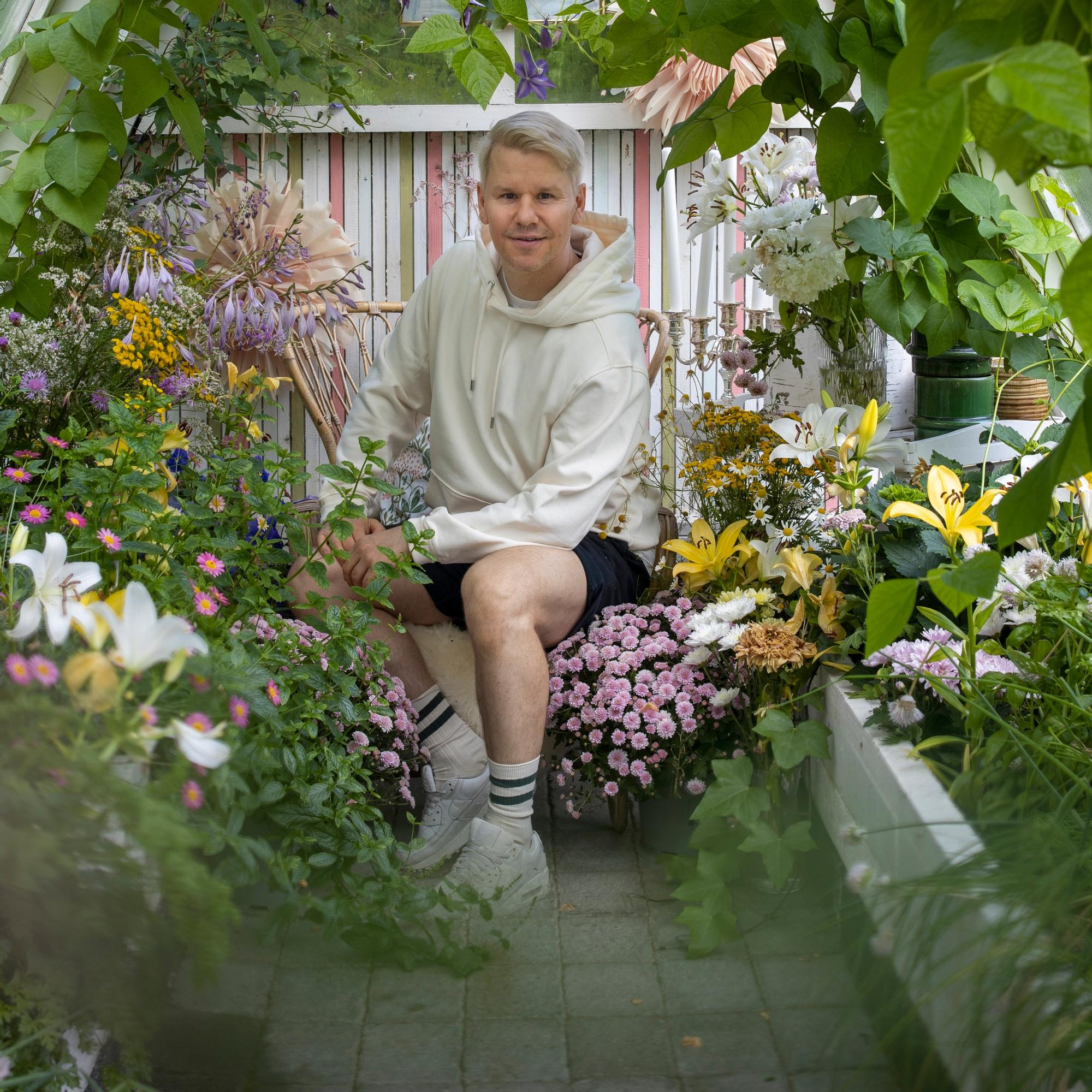 Milloin sinusta tuli tylsä? Voisihan makuuhuoneen maalata lempivärillään ja kylpyhuoneen kaakeloida ajattelematta jälleenmyyntiä