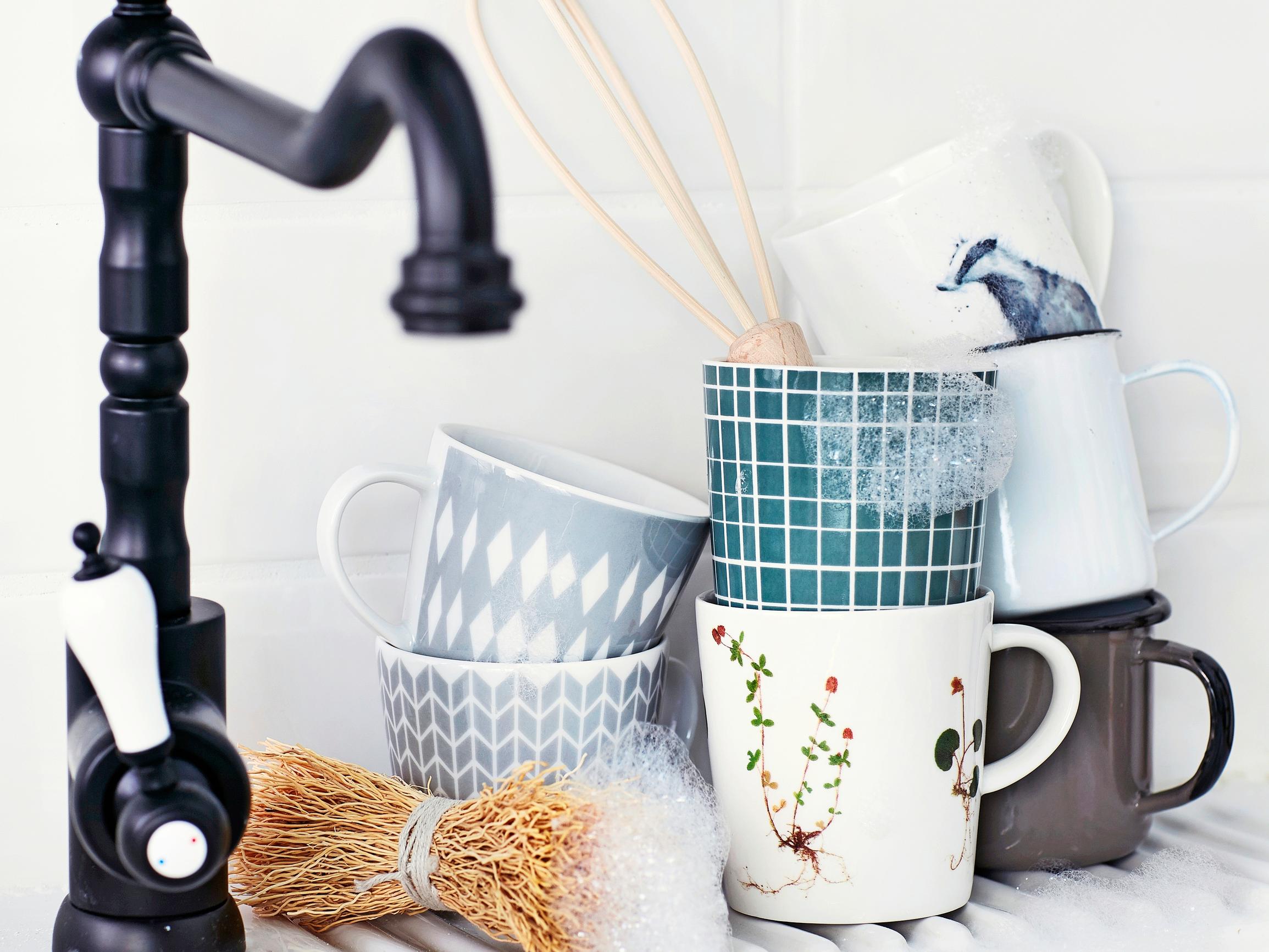 Painevesi mökille – vesiautomaatti vai uppopumppu? Lue vinkit painevesijärjestelmän valintaan ja huoltoon