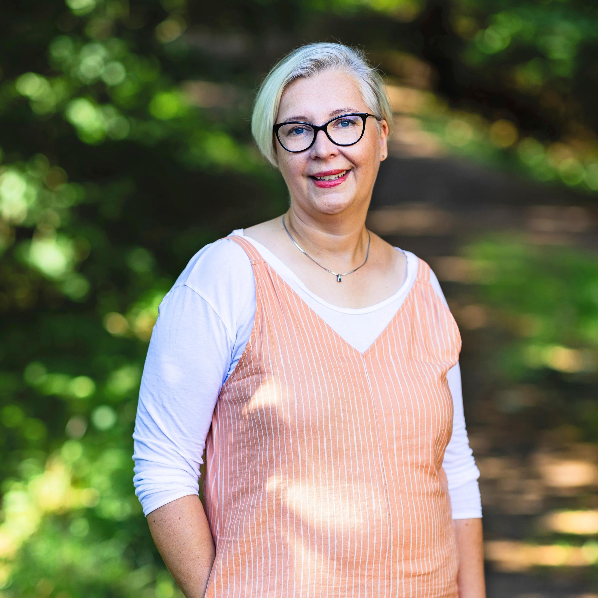 Reetta vaihtoi alaa ekonomista kotitalousopettajaksi: ”Laskin, että pärjäämme vähemmällä”