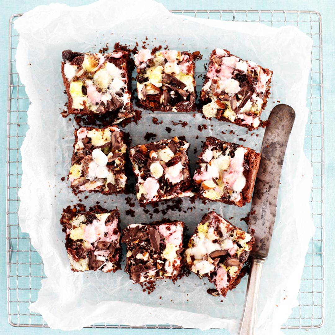 Rocky road brownies katso resepti! Maku