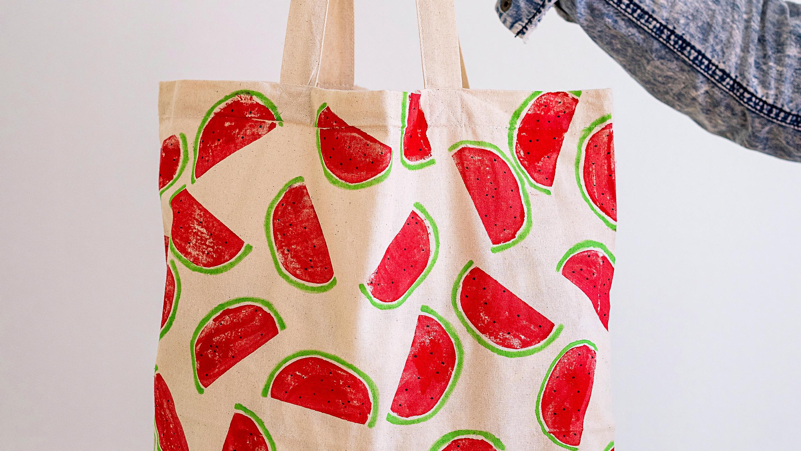 Melonikassi – tee hauska kesäveska helposti perunalla painamalla