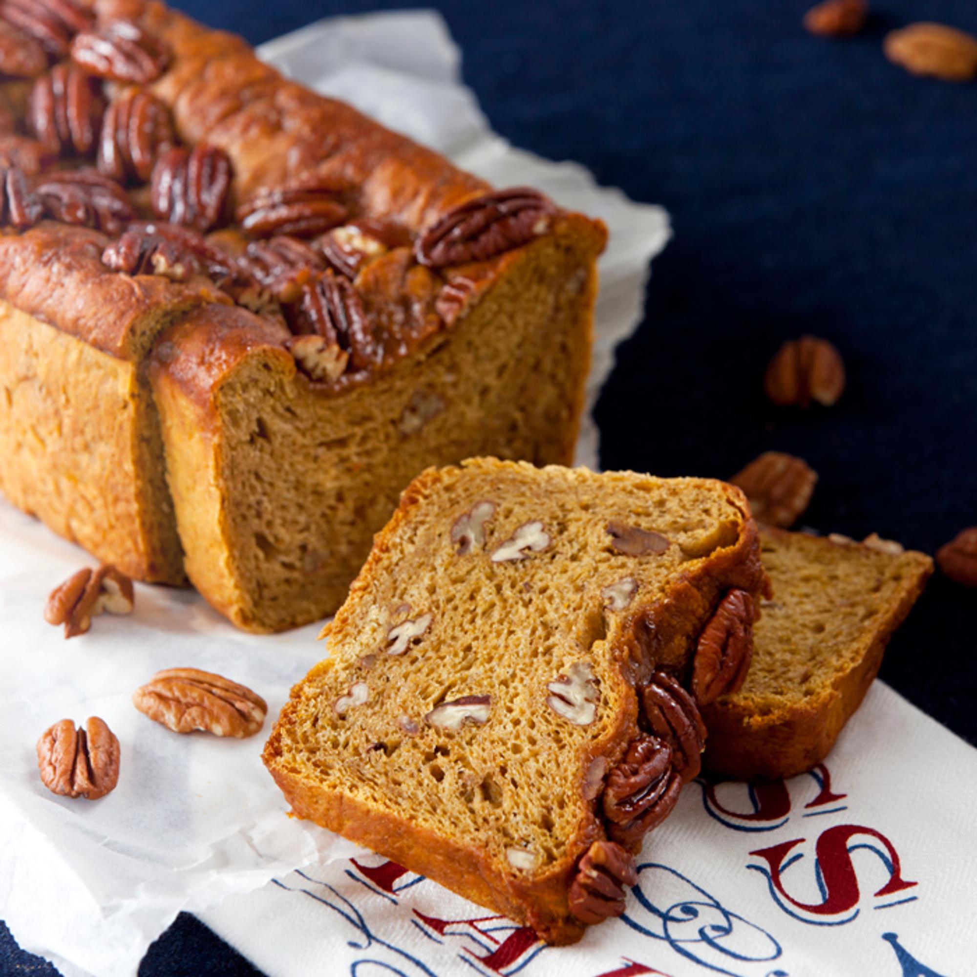 Kurpitsa-pekaanipähkinäleipä (Pumpkin & Pecan Bread)