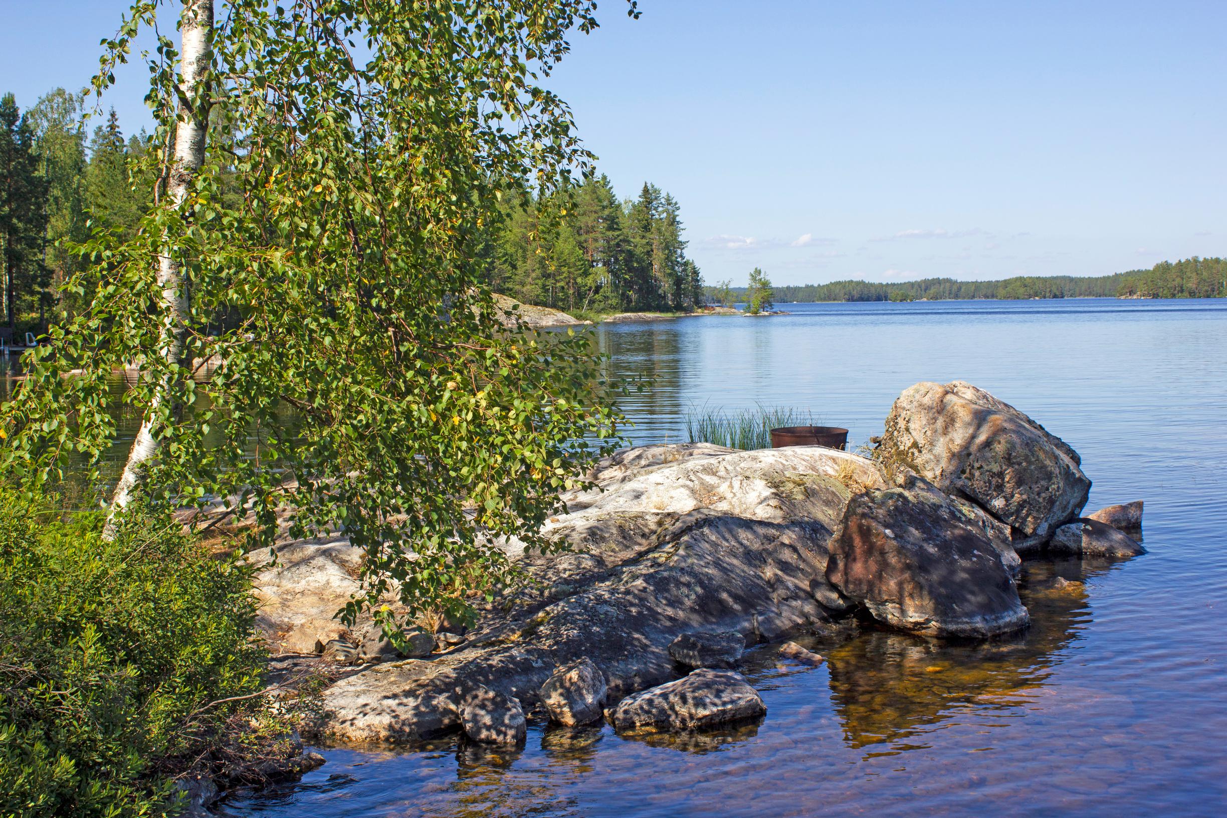 Rantakallioita