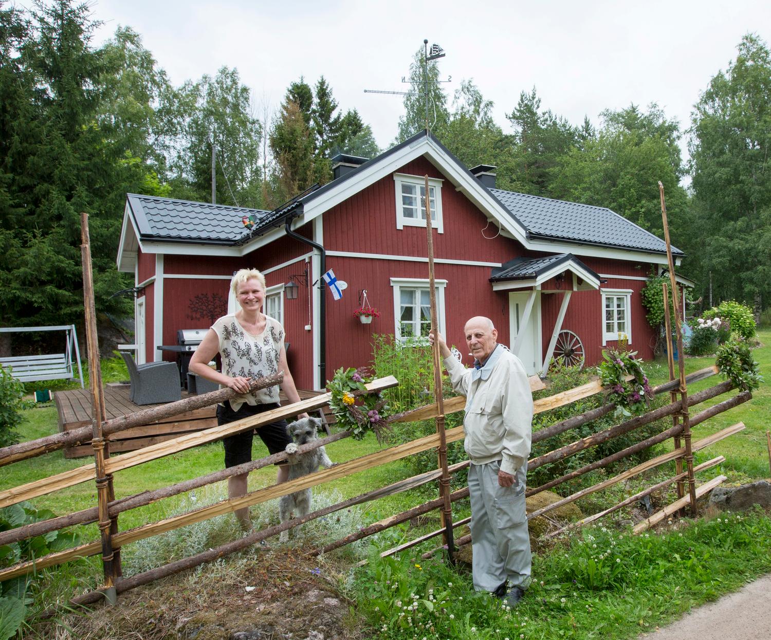 Mummonmökki maalaismaisemassa | Meillä kotona