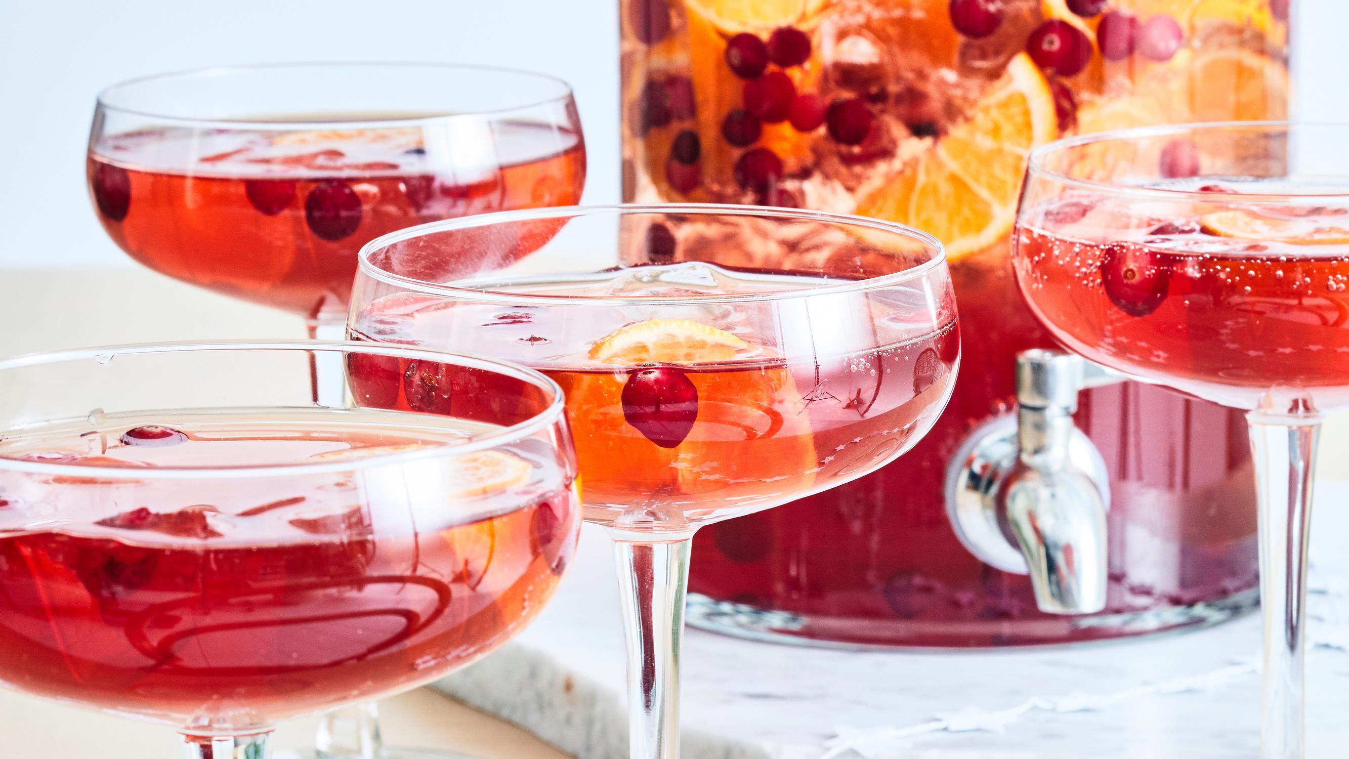 Glögispritzer – joulukauden kupliva alkumalja valmistuu sekoitellen muutamassa minuutissa