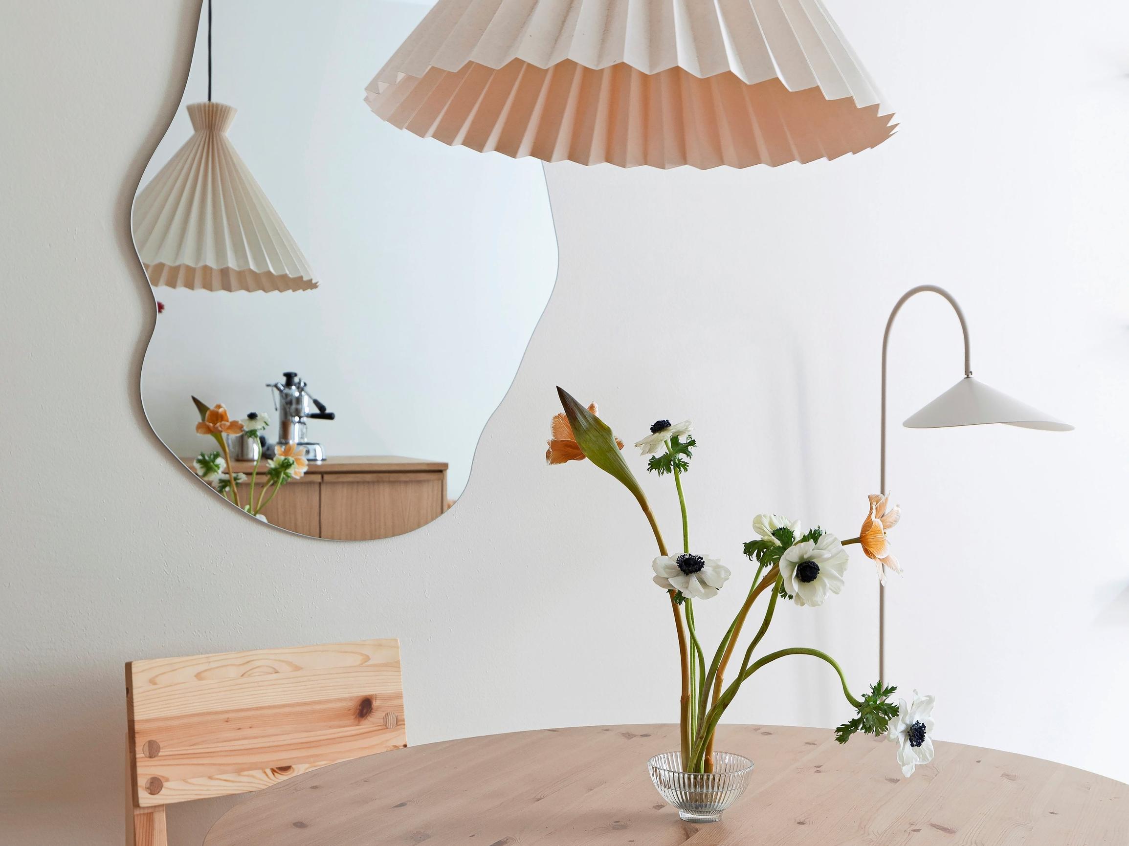 Näin saat hämärästä kodista valoisamman ilman isoa remonttia – lue 7 helppoa tapaa!