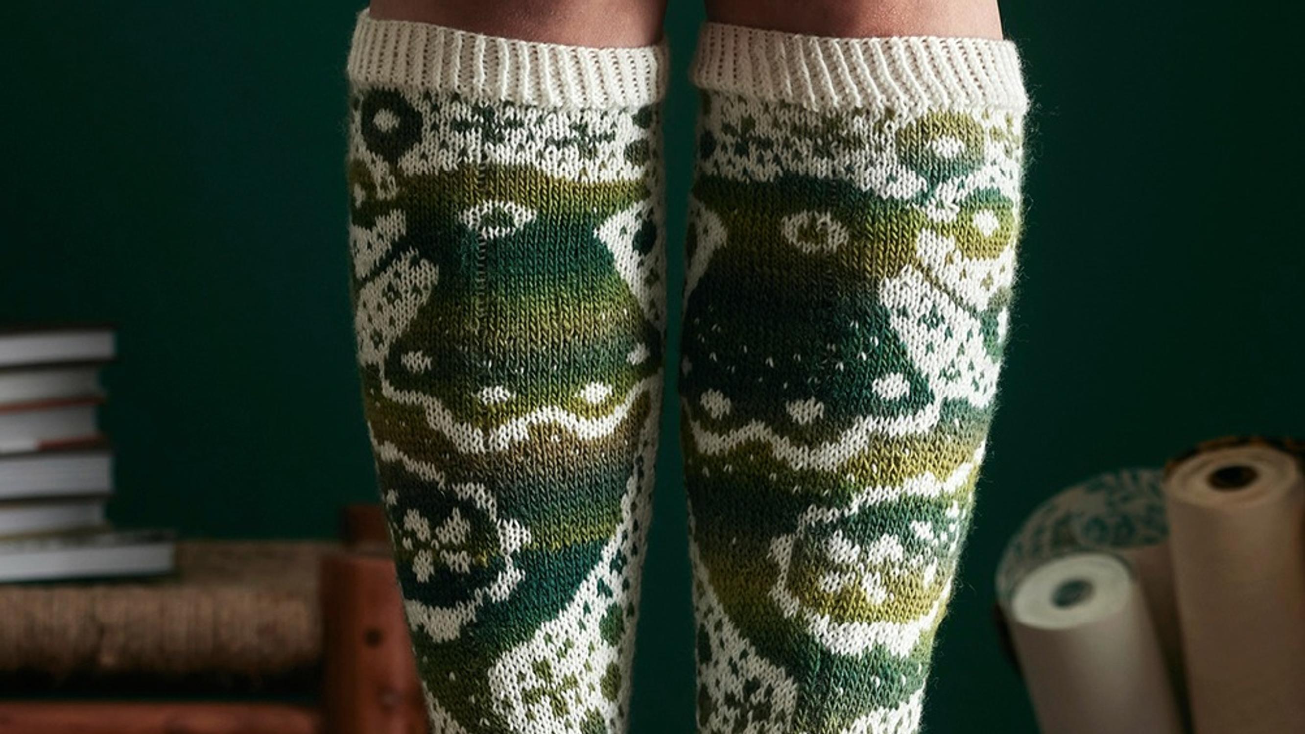 Beloved Patterns! The inspiration for the new knitting magazine comes from the iconic wallpapers of Pihlgren and Ritola