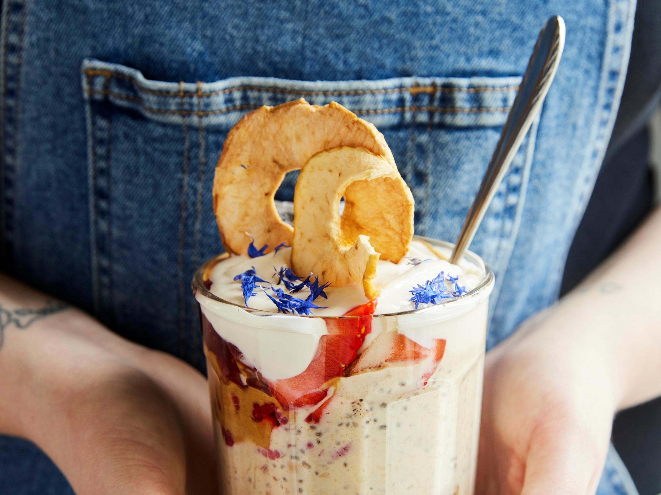 Omenatuorepuuro – ruokakuvaajan resepti ilahduttaa pehmeydellään ja pirteydellään!