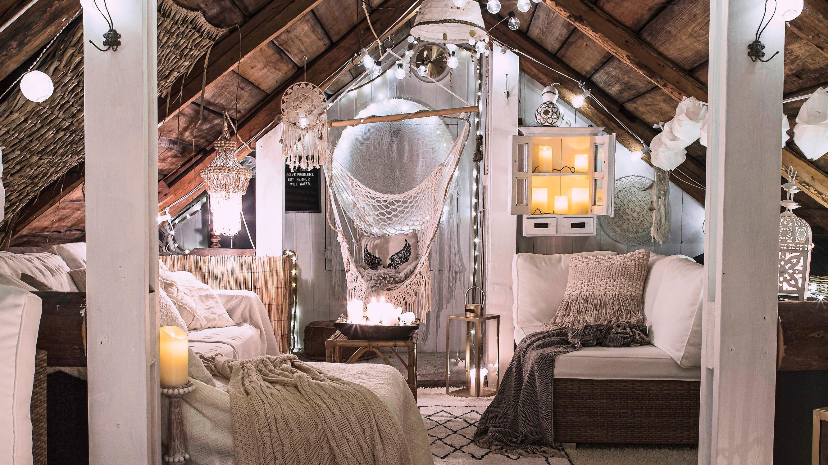 "Vaikka voittaisin lotossa, en muuttaisi tästä talosta mihinkään" – Jonnan unelmien hirsitalovanhus on sisustettu fengshuin avulla