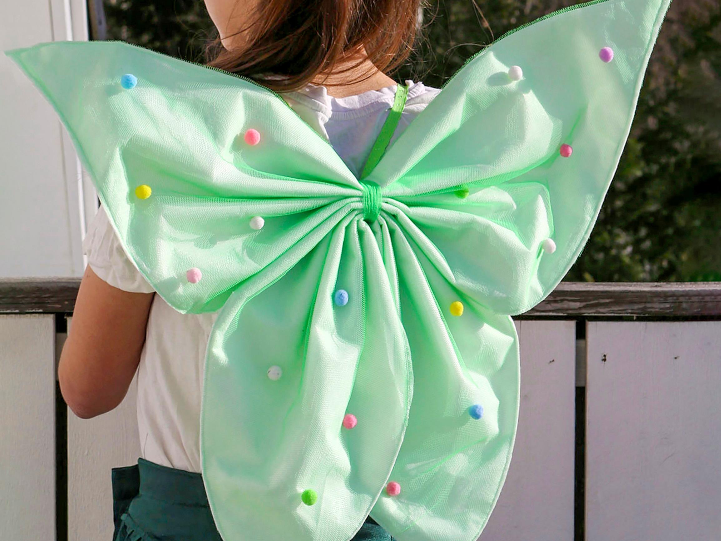 Ripaus taikapölyä! Suloiset keijunsiivet teet helposti kertakäyttölakanasta ja tyllistä – katso ohje