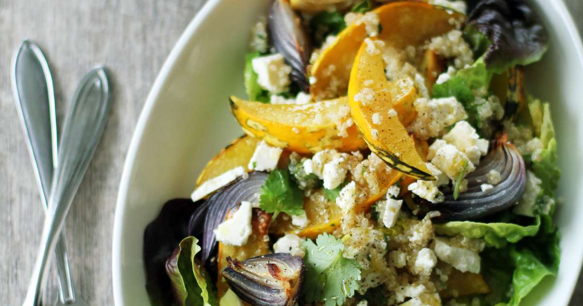 Kvinoasalaatti feta Kvinoasalaatti feta