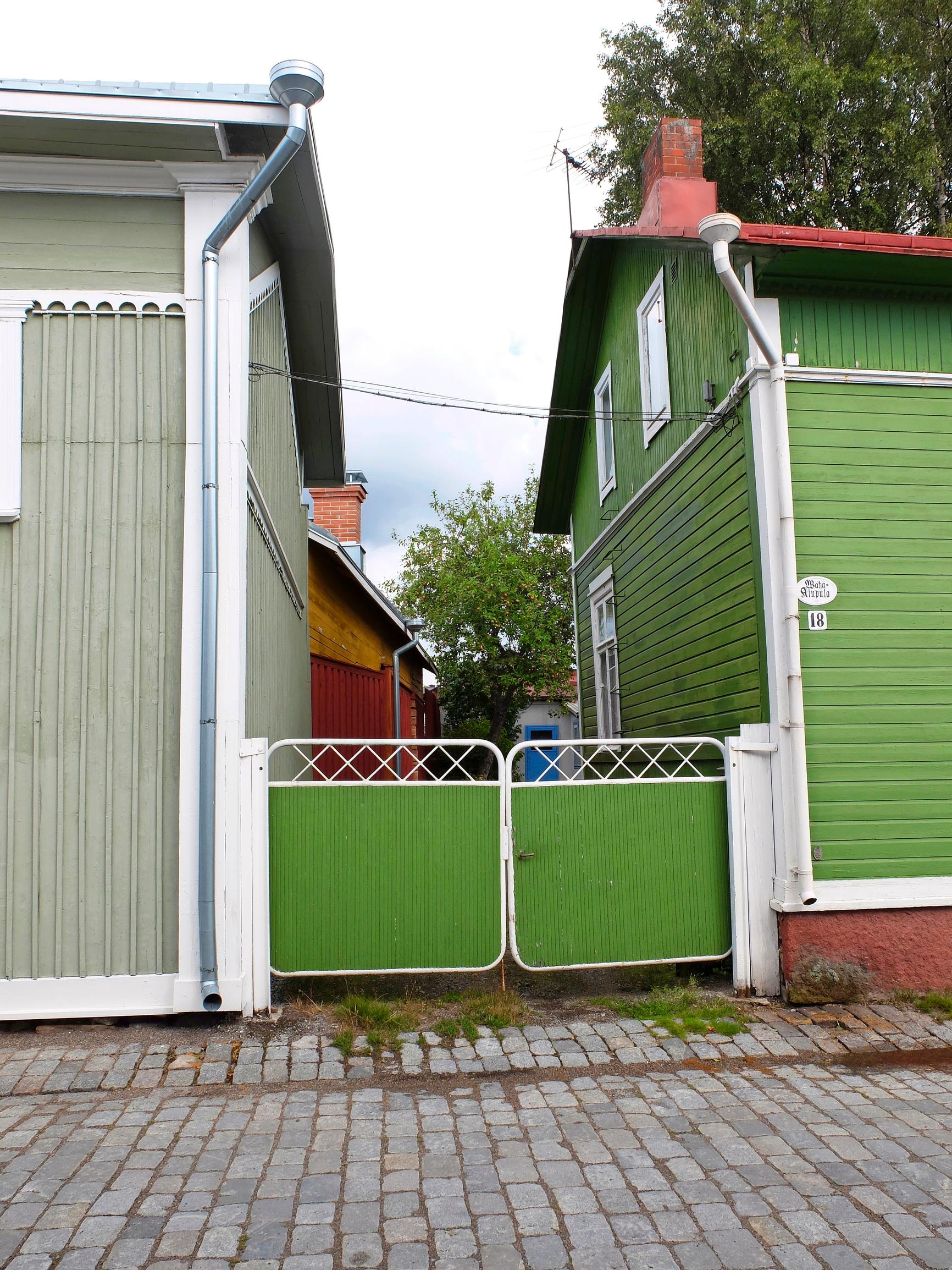Katon reunan jalkarännit