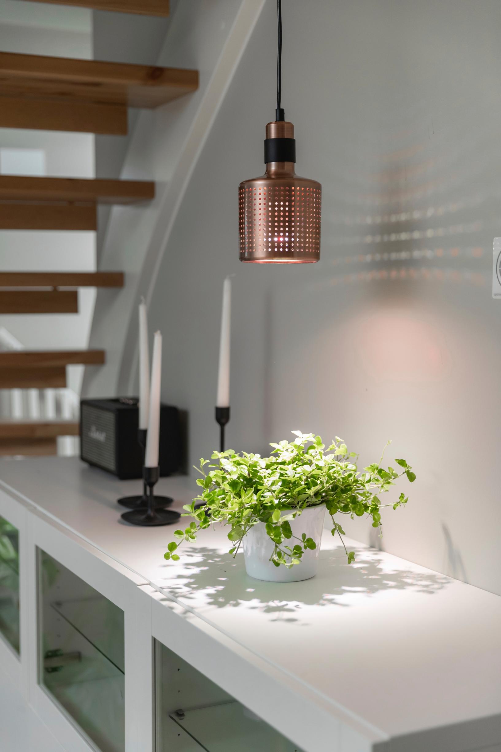 Vega-lampunvarjostin on suunniteltu erityisesti kasvivaloille.