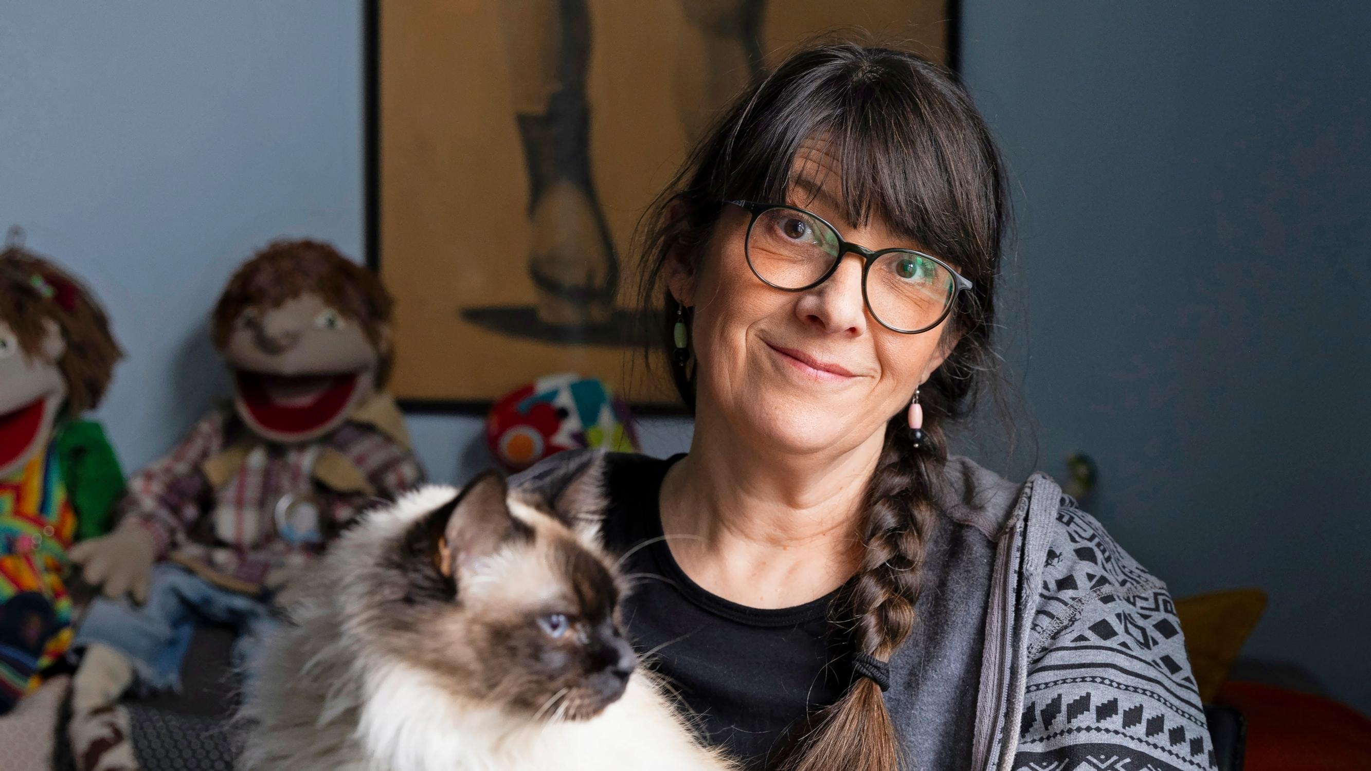 Saara luuli, että lapsenlapsen diagnoosin jälkeen elämä romahtaa: ”Jatkuvan huolen kanssa voi oppia elämään”