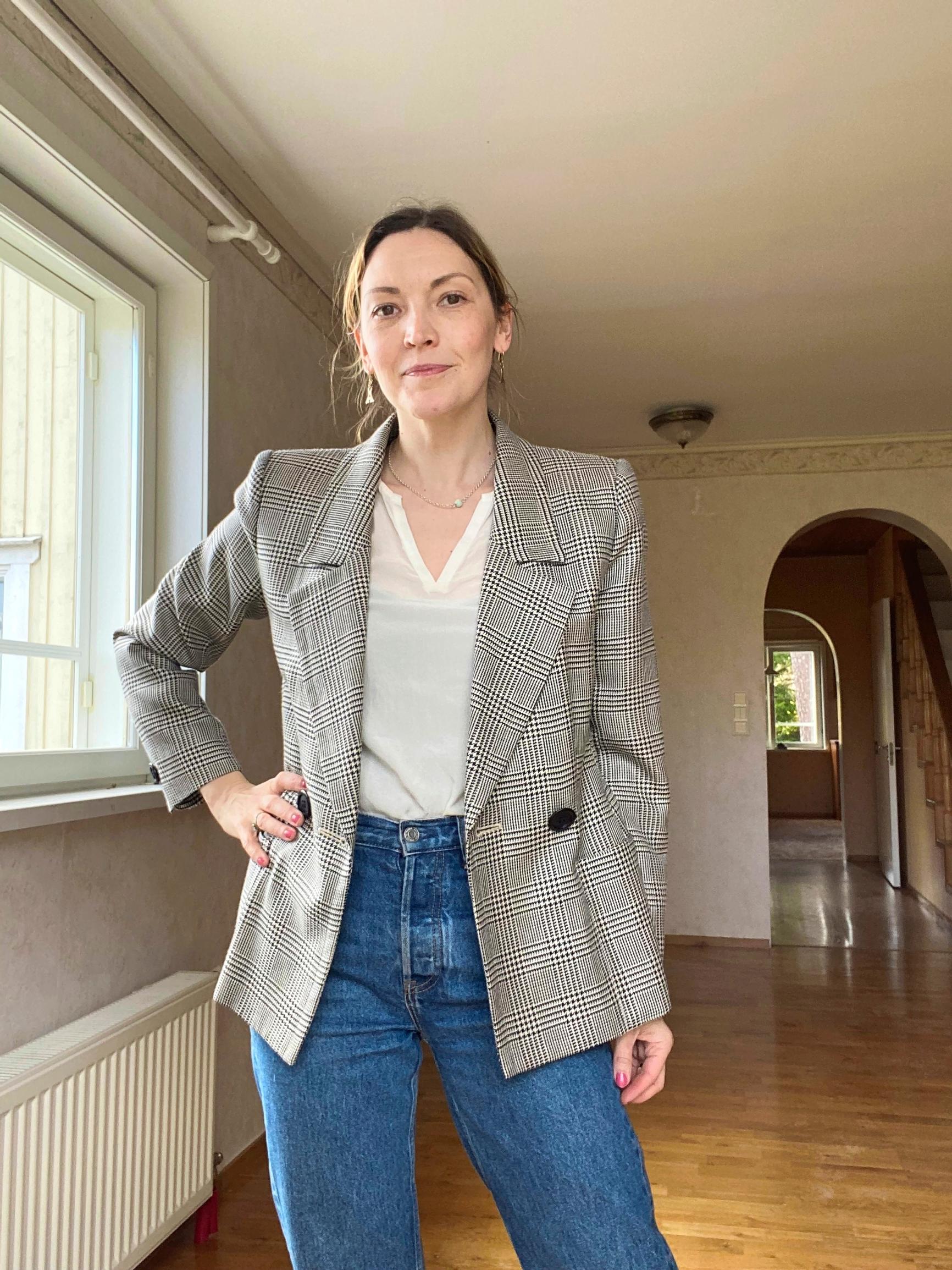 ”En tarvitse enää yhtäkään vaatetta” – lempivaate on vastaisku pikamuodille, oivalsi toimittaja Satu Adam