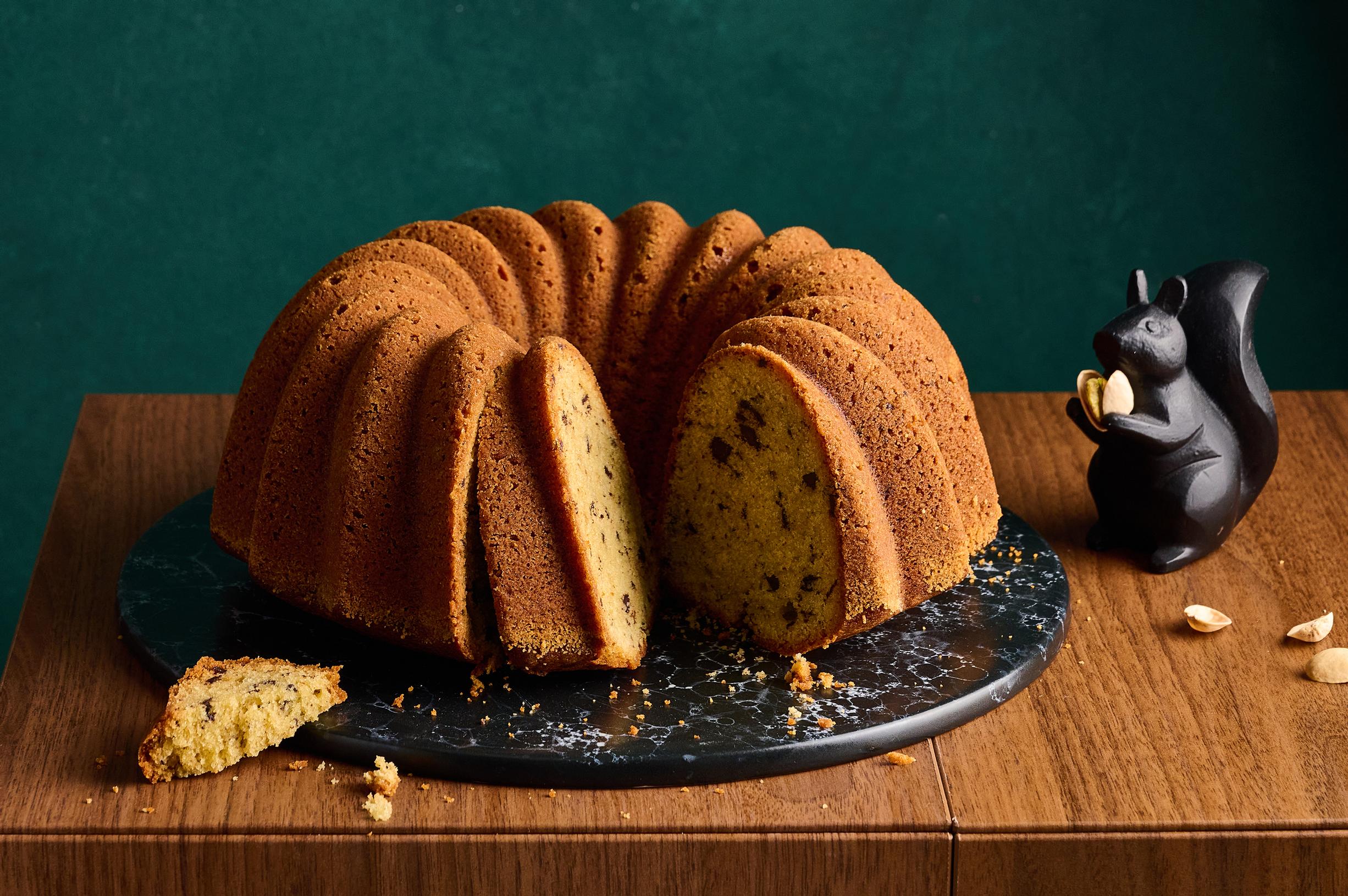 Kostea kuivakakku – mehevän kahvikakun salaisuus piilee pistaasitahnassa