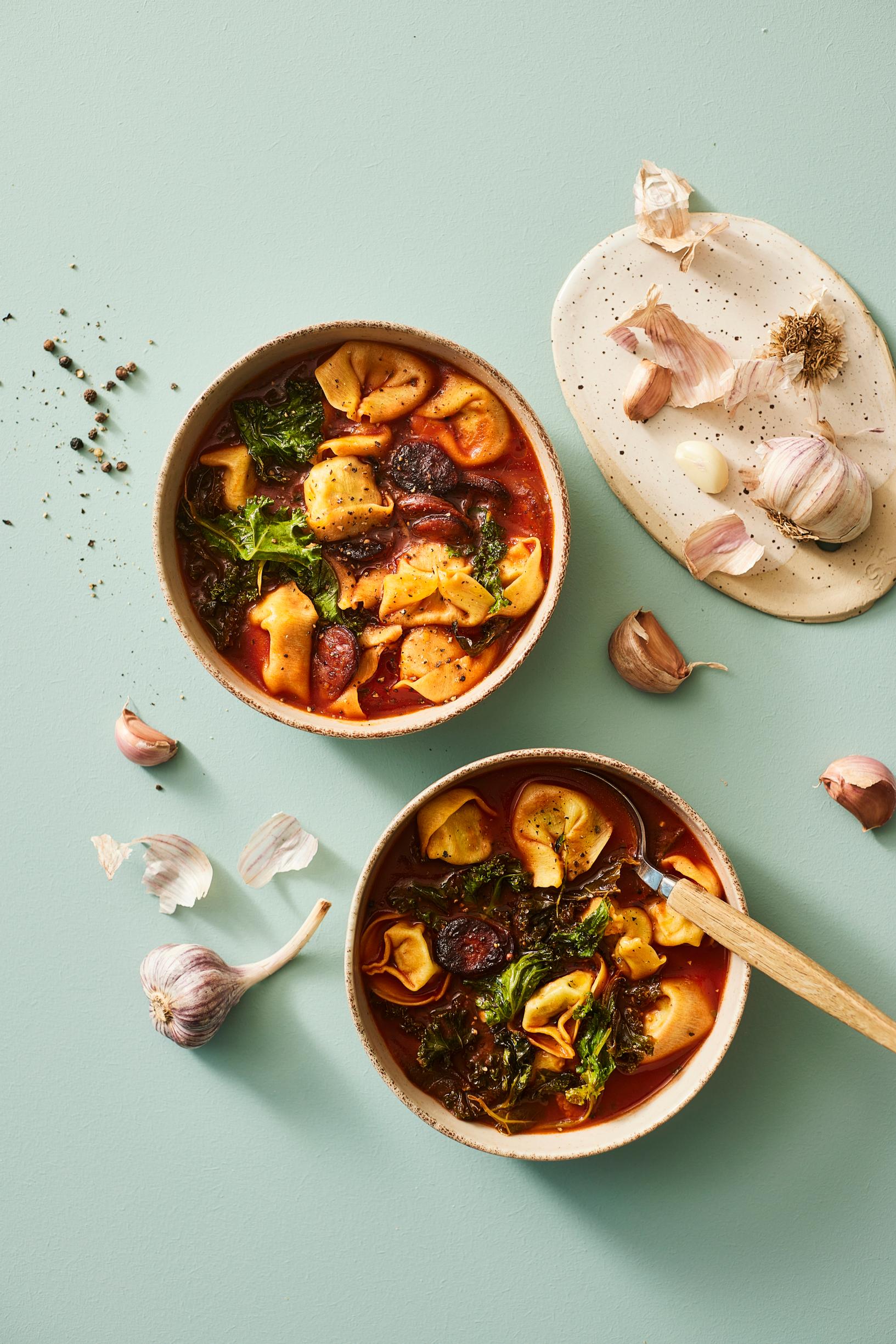 Chorizo-tortellinikeitto