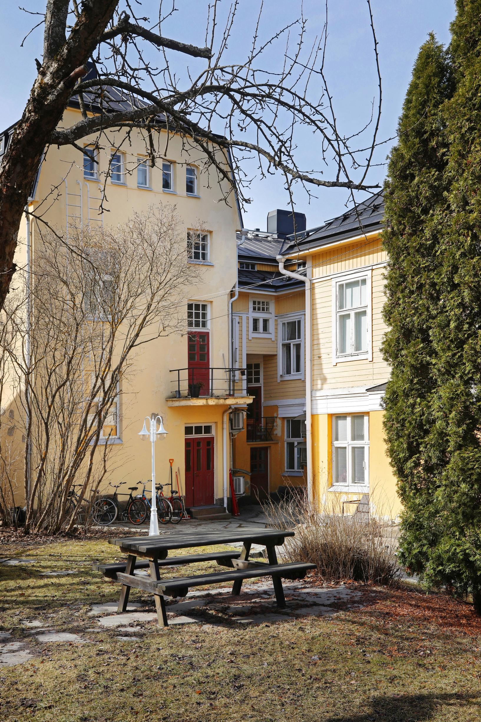 Paperikauppiaan talon sisäpiha