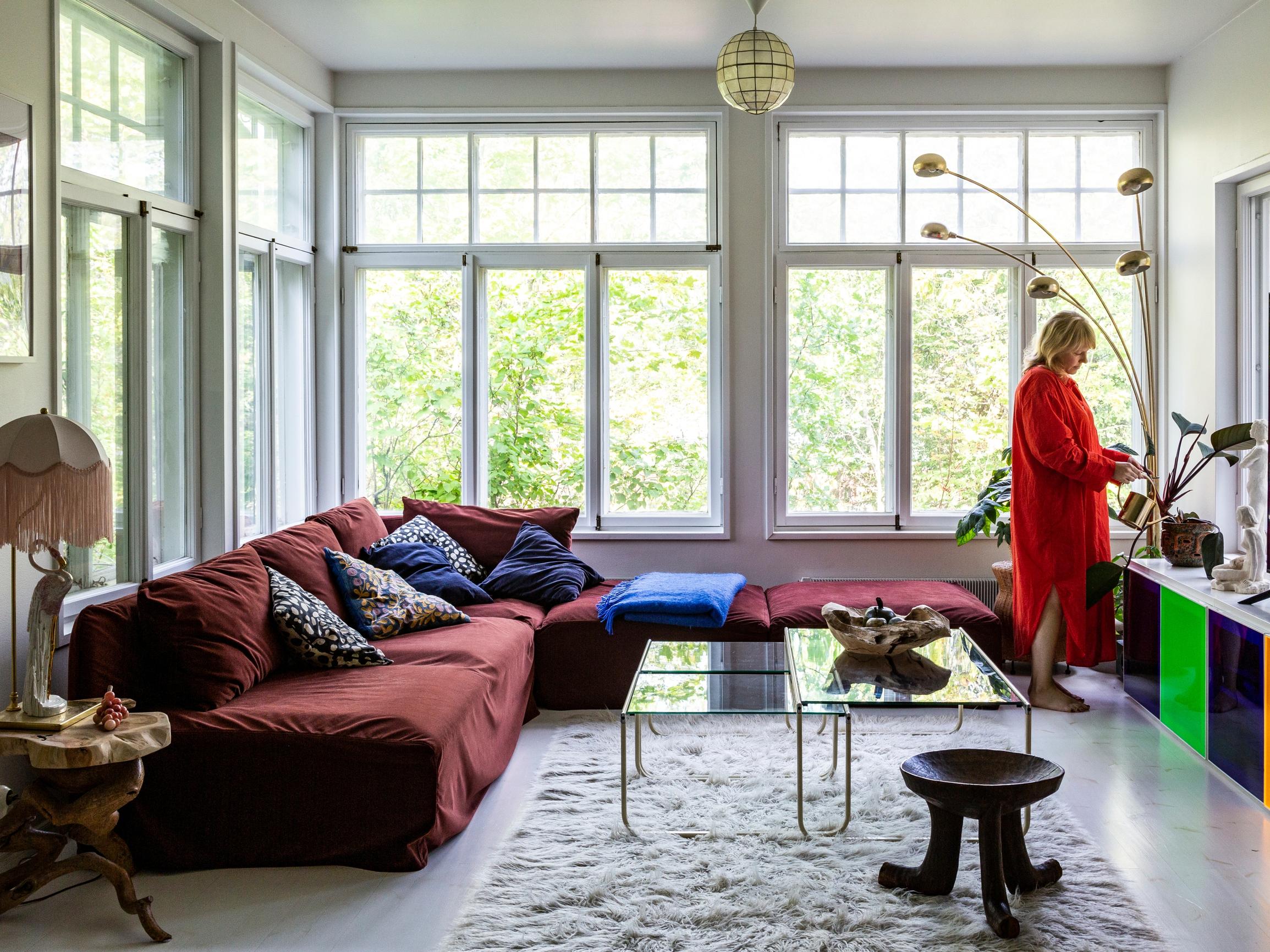 Tomi pani hanttiin, mutta Tanja piti päänsä – pari remontoi vanhasta asemapäällikön talosta ja putkasta upean vintagekodin