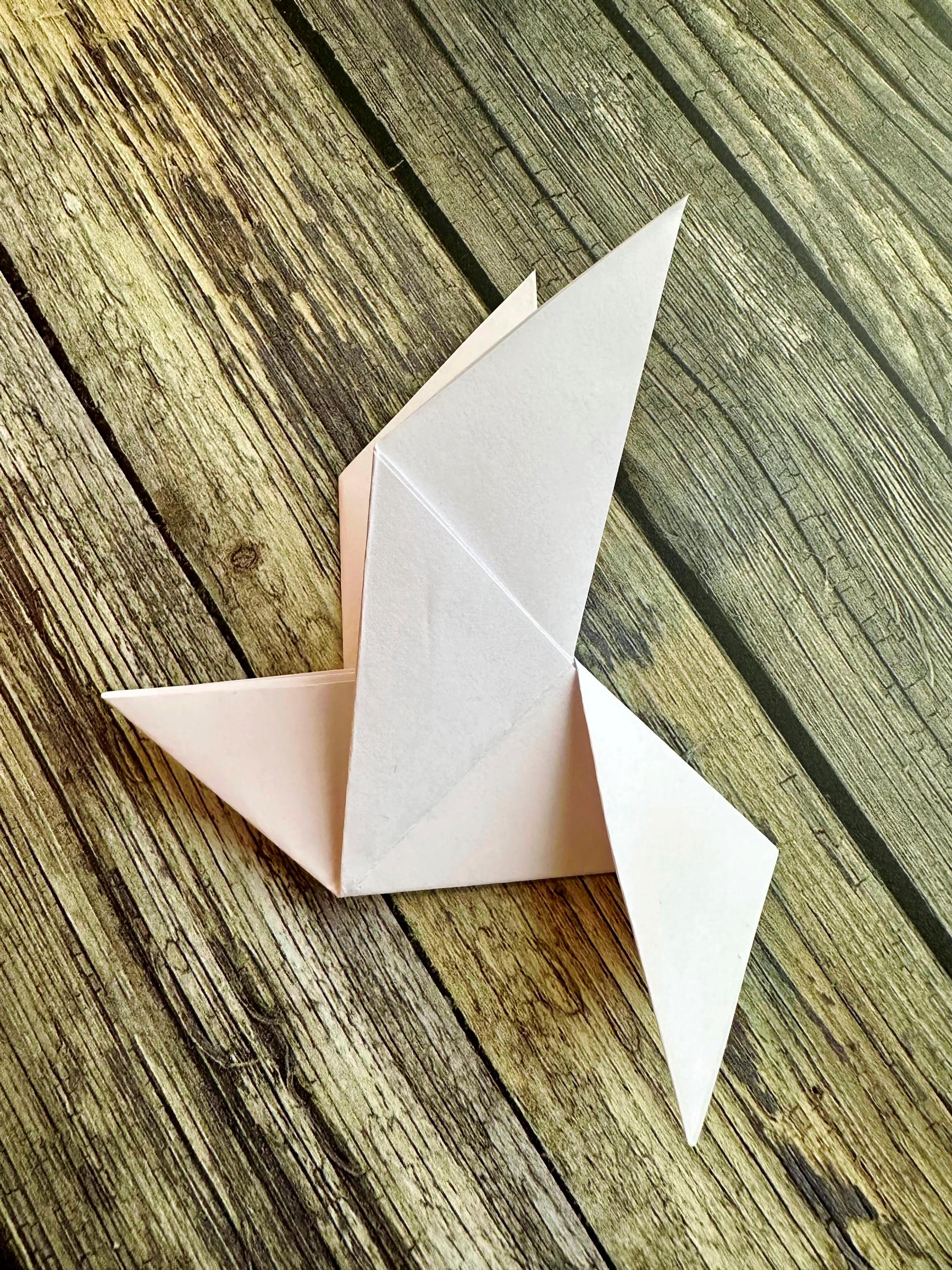 Origamikyyhky – katso ohje ja vaihekuvat! | Ihana