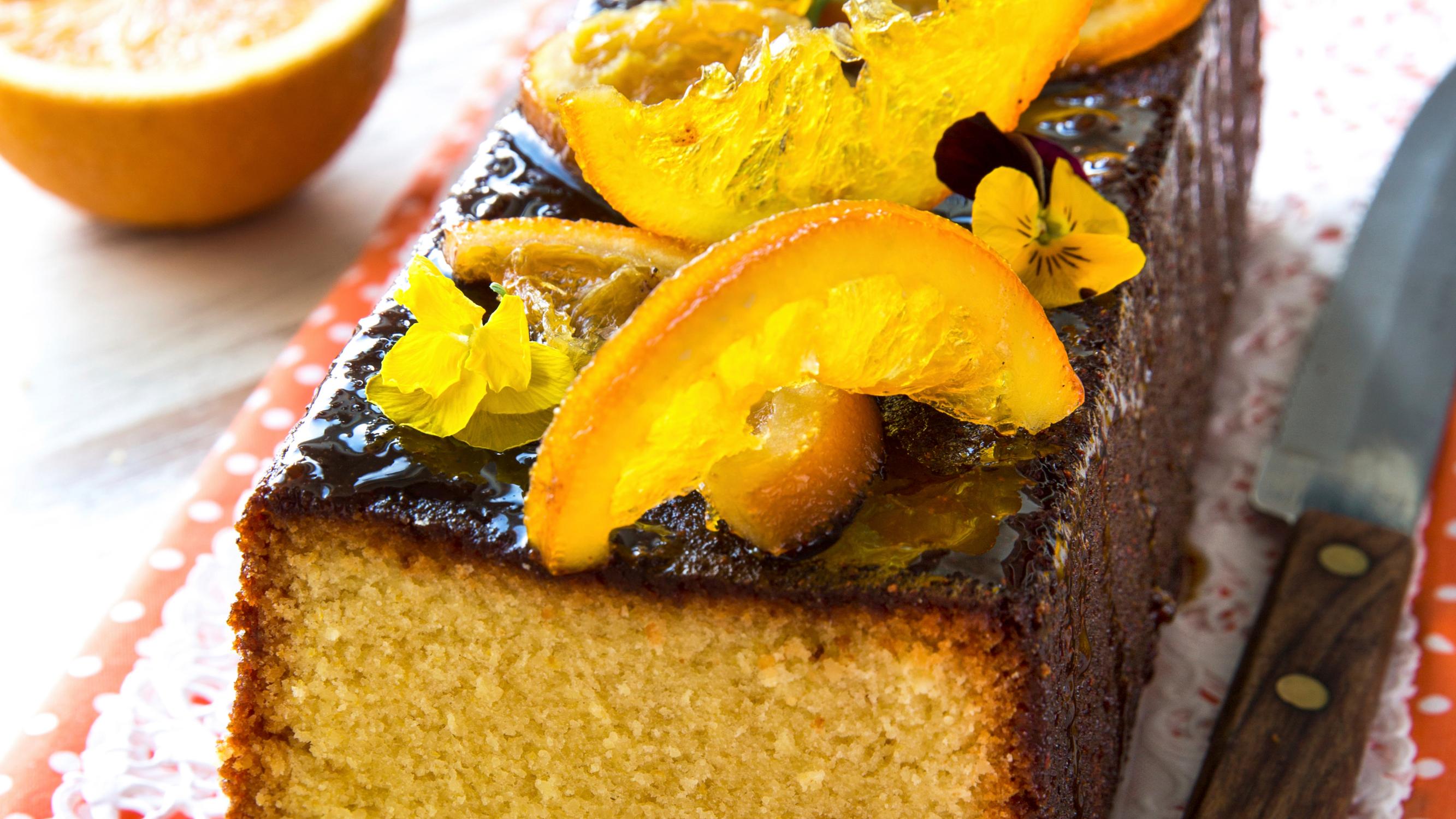 Marokkolainen appelsiinikakku hurmaa tuoksullaan ja hedelmällisen raikkaalla maullaan – nappaa Kinuskikissan houkutteleva resepti