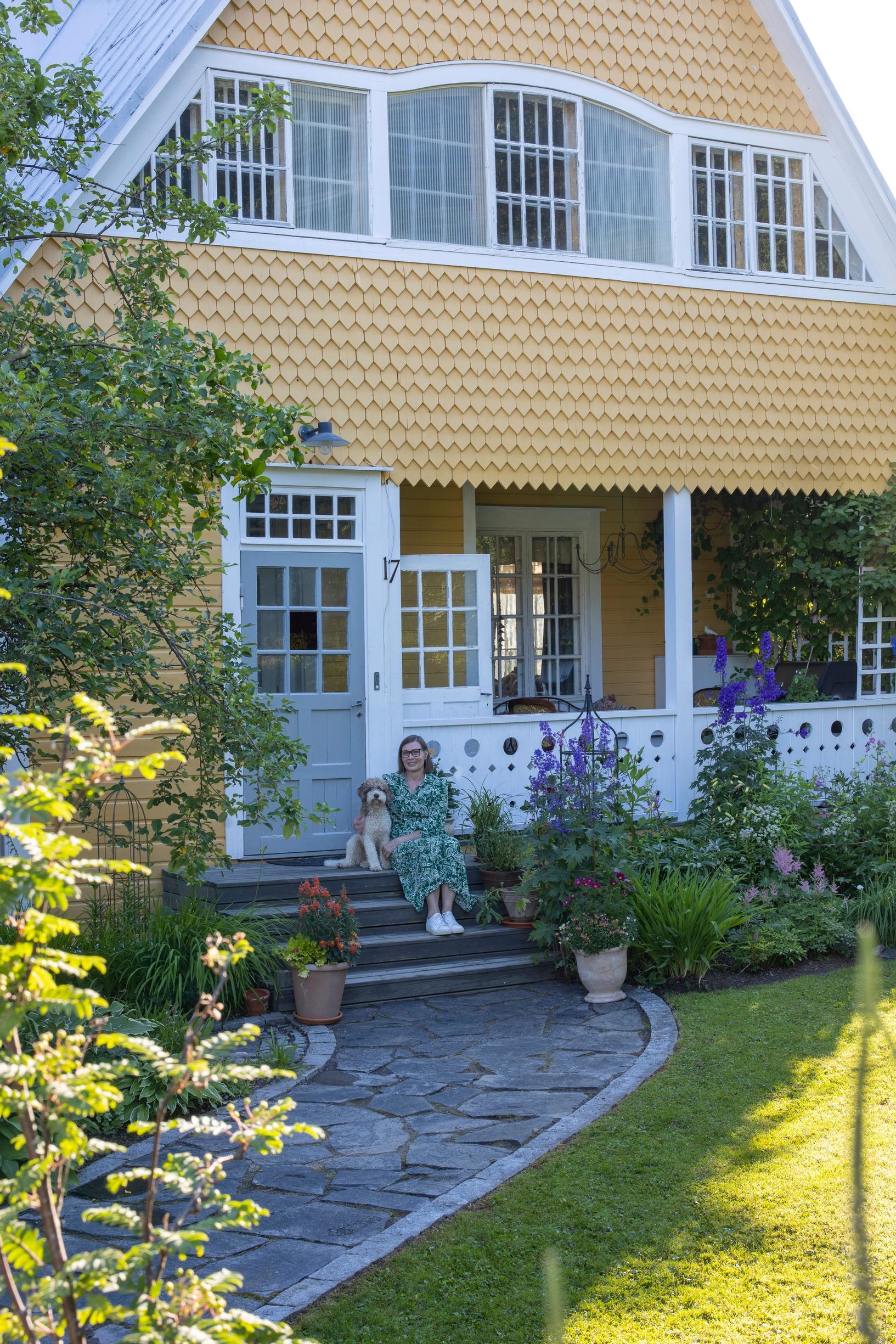 vanhan huvilan puutarha Oulussa