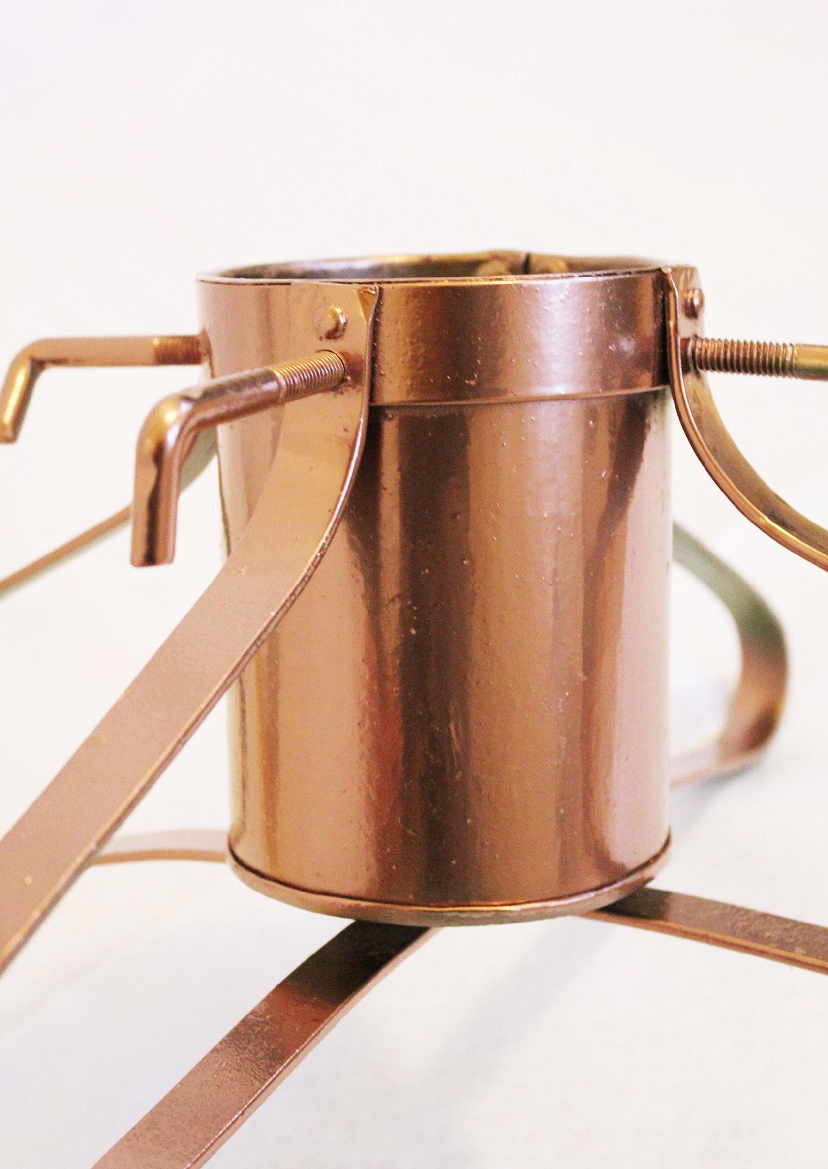 Spraymaalilla tuunattu kuusenjalka