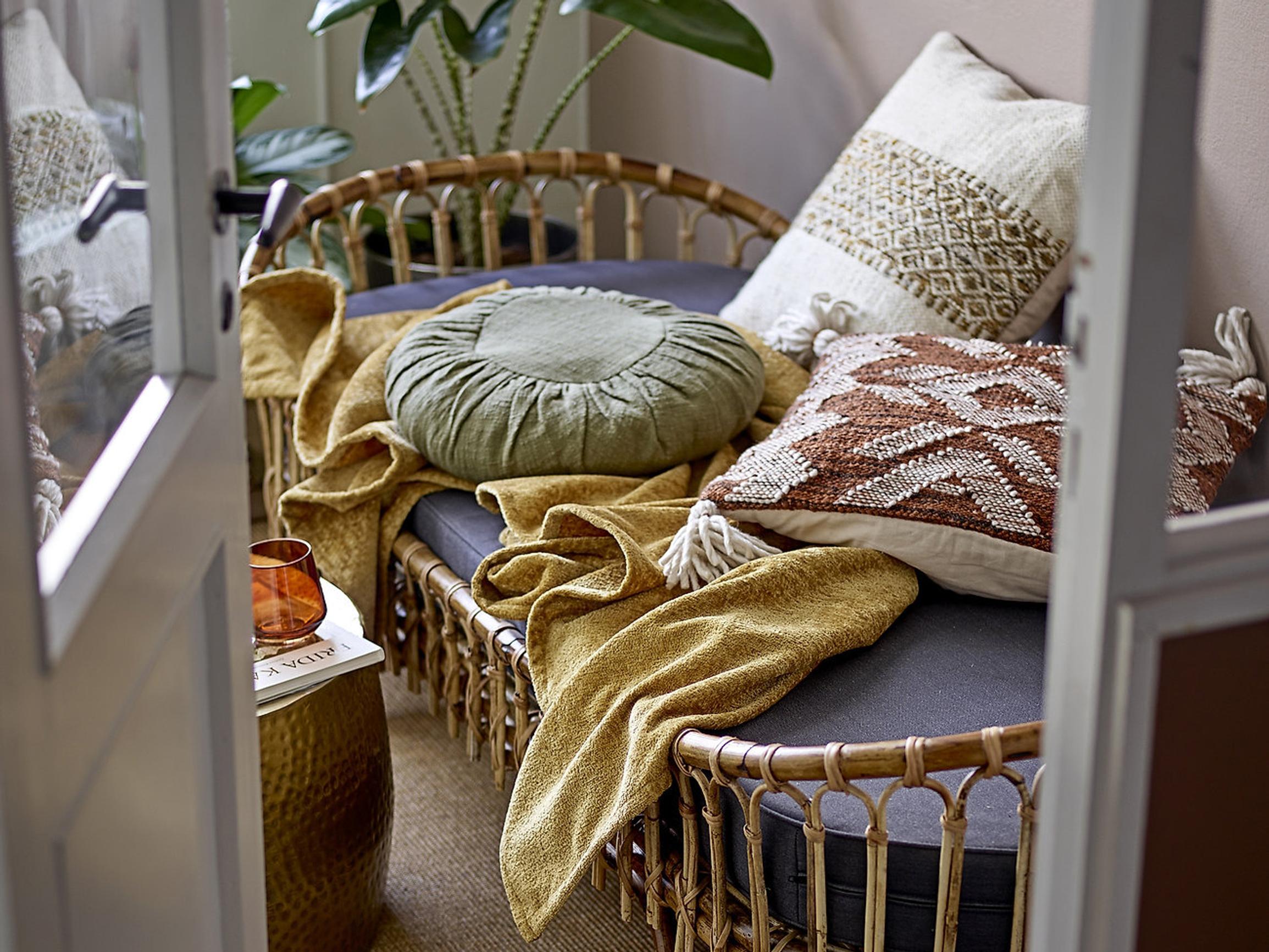 Tuoko kevät mukanaan kutkuttavan sisustusvimman? Kokosimme 40 tuotetta, joilla piristät kodin ilmettä helposti – osta omat suosikkisi Meillä kotona -kaupoista