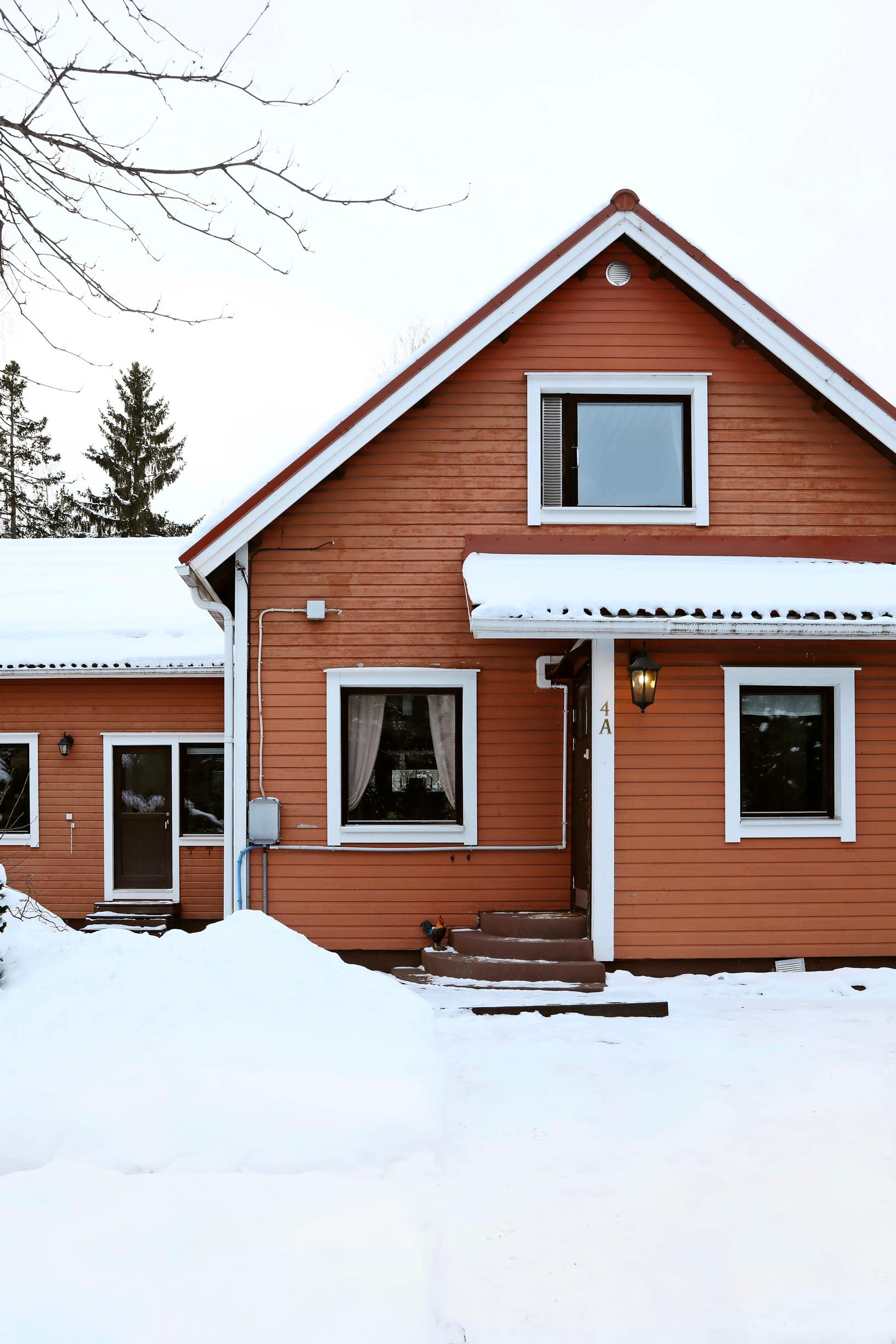 !950-luvun laajennettu rintamamiestalo